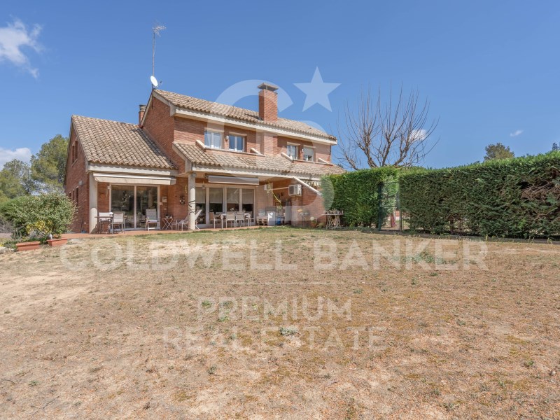 Barcelona, Cerdanyola del Vall?s, Bellaterra Barce, Cerdanyola del Vallès, Catalonia, ES, 9 Bedrooms Bedrooms, ,6 BathroomsBathrooms,Residential,For Sale,Barcelona, Cerdanyola del Vall?s, Bellaterra Barce,1481961