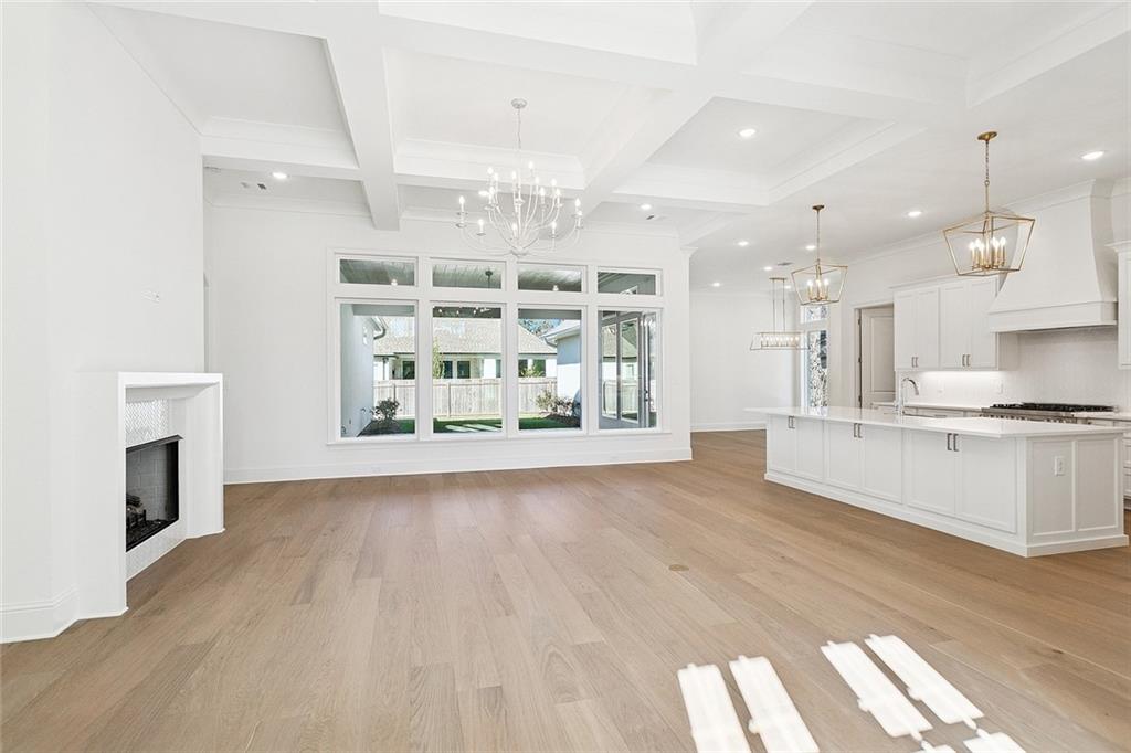 Covington, Louisiana, 70433, United States, 4 Bedrooms Bedrooms, ,3 BathroomsBathrooms,Residential,For Sale,1989421