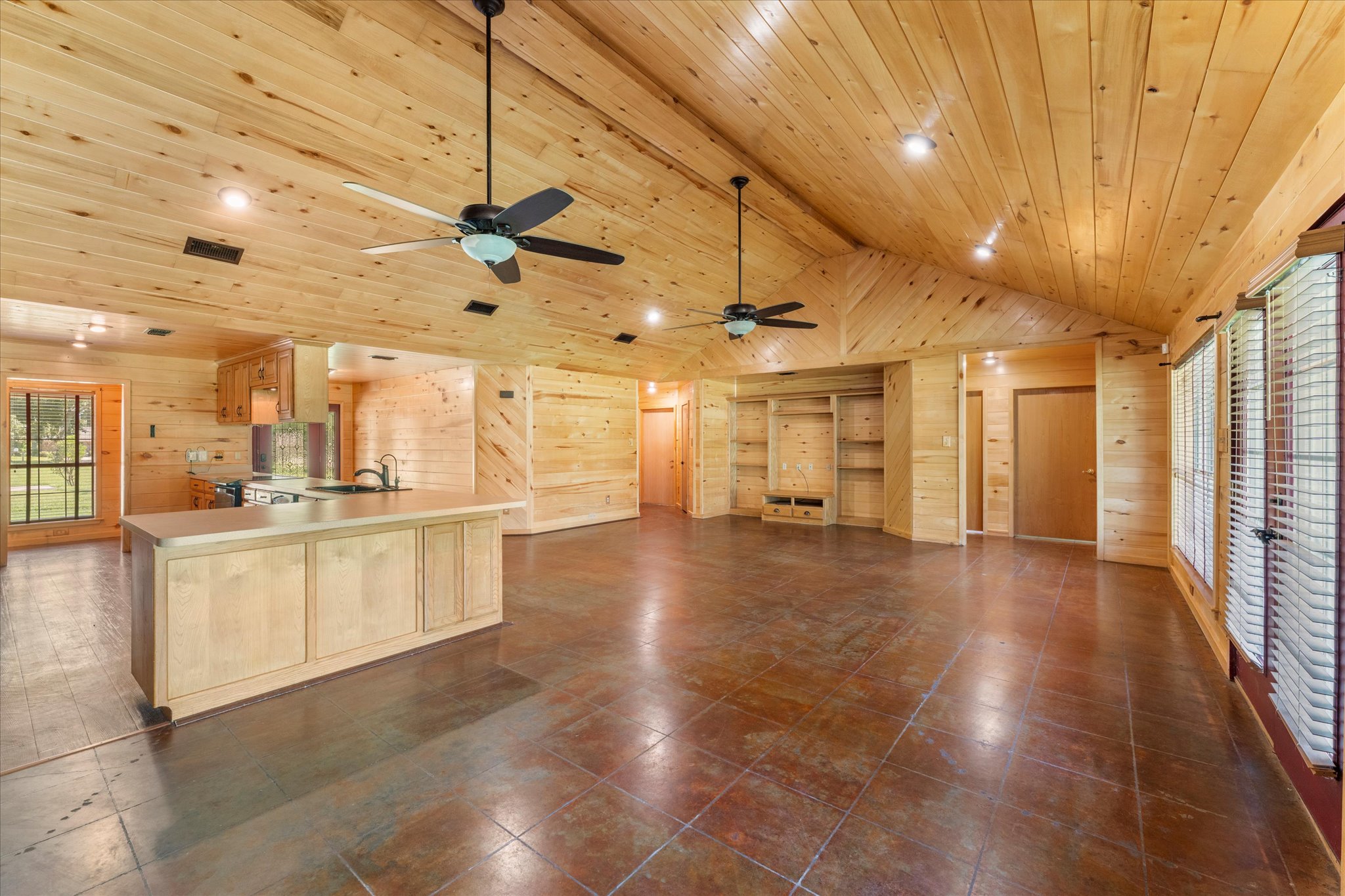 Yantis, Texas, 75497, United States, 3 Bedrooms Bedrooms, ,2 BathroomsBathrooms,Residential,For Sale,1921706