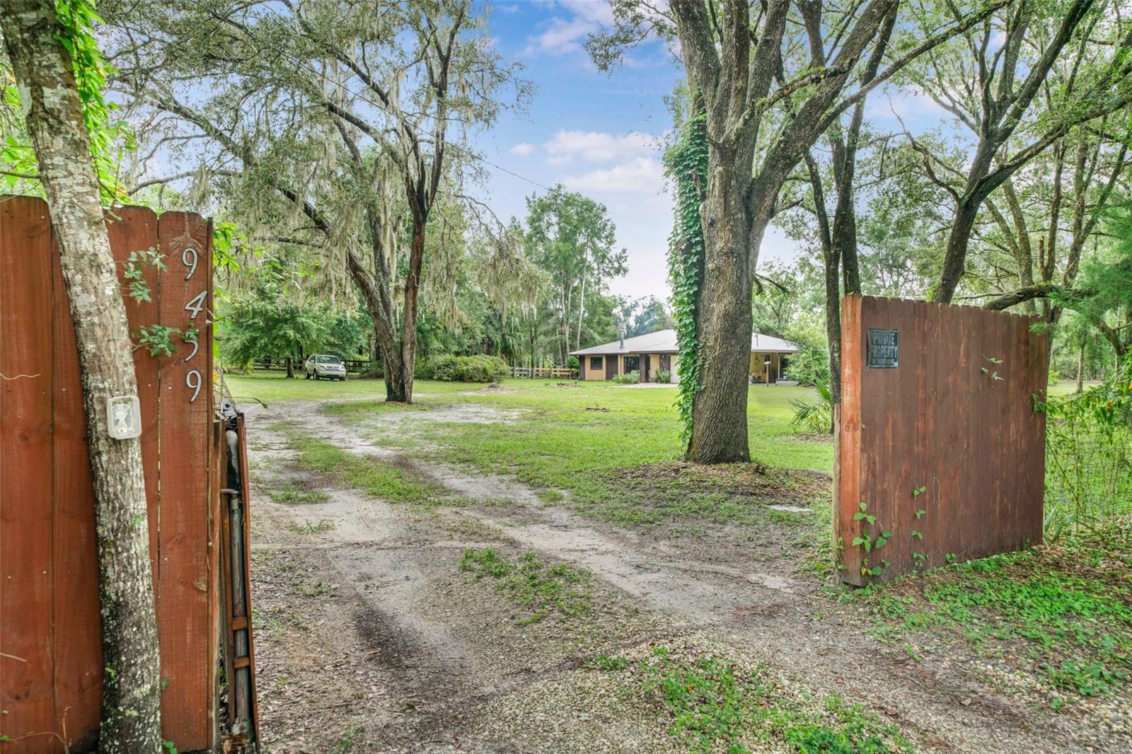 DUNNELLON, Florida, 34433, United States, 3 Bedrooms Bedrooms, ,2 BathroomsBathrooms,Residential,For Sale,1919933