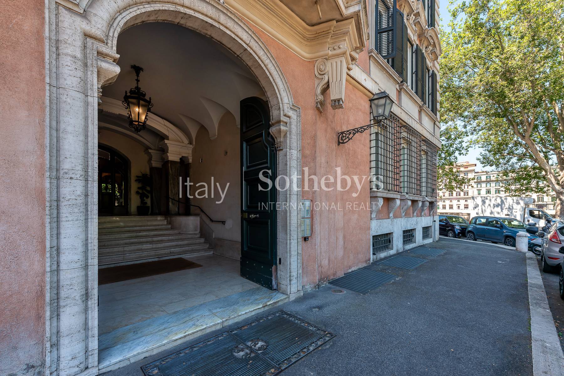  An Exclusive Pied-À-Terre in Rome’s Historic Center - 物件實景