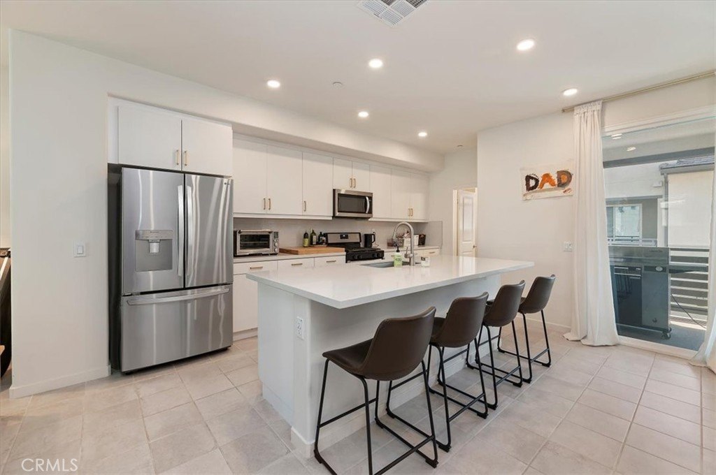 Rancho Cucamonga, California, 91730, United States, 3 Bedrooms Bedrooms, ,4 BathroomsBathrooms,Residential,For Sale,1787192