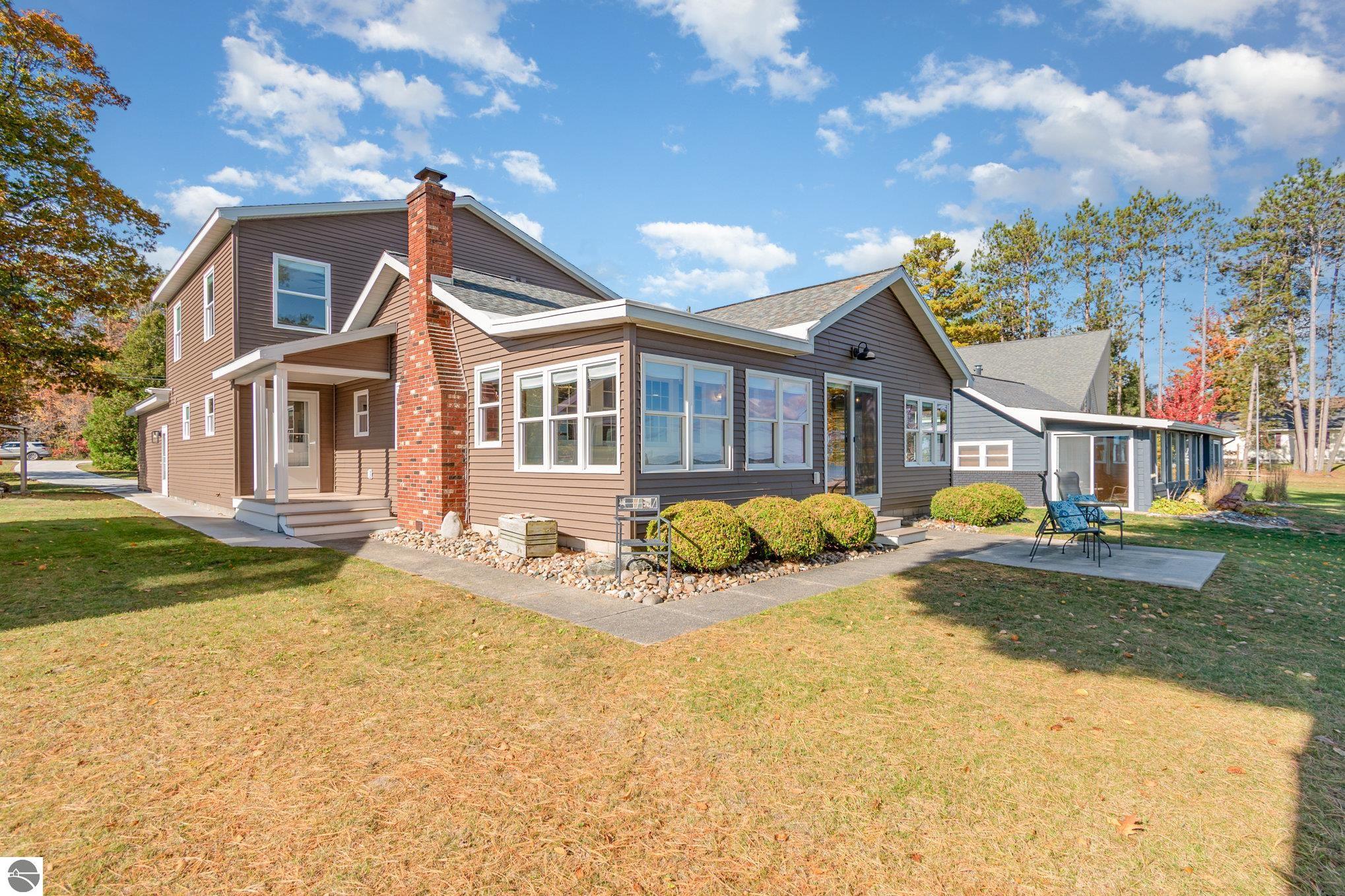 Tawas City, Michigan, 48763, United States, 4 Bedrooms Bedrooms, ,Residential,For Sale,1987317