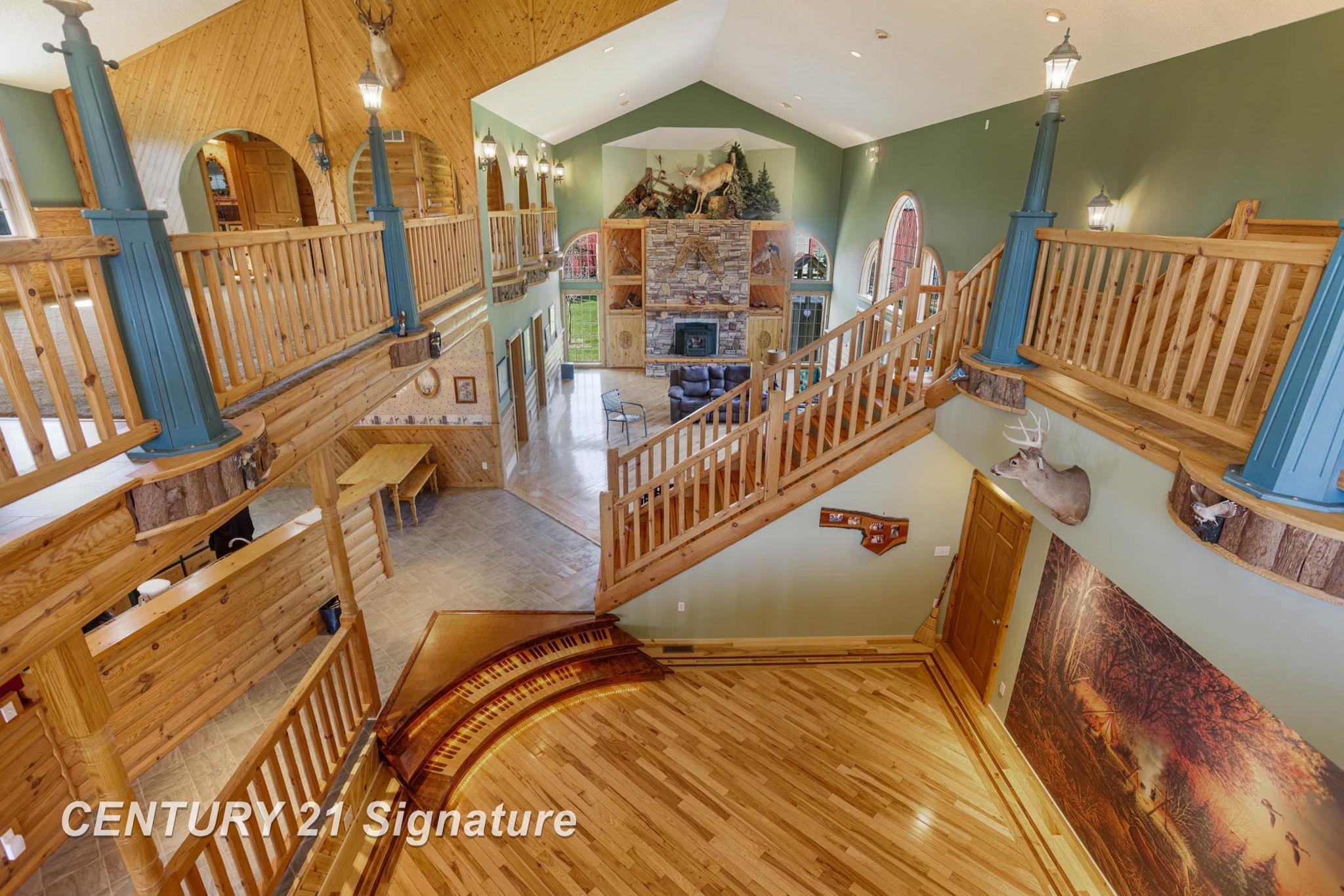 Hemlock, Michigan, 48626, United States, 6 Bedrooms Bedrooms, ,5 BathroomsBathrooms,Residential,For Sale,1984080