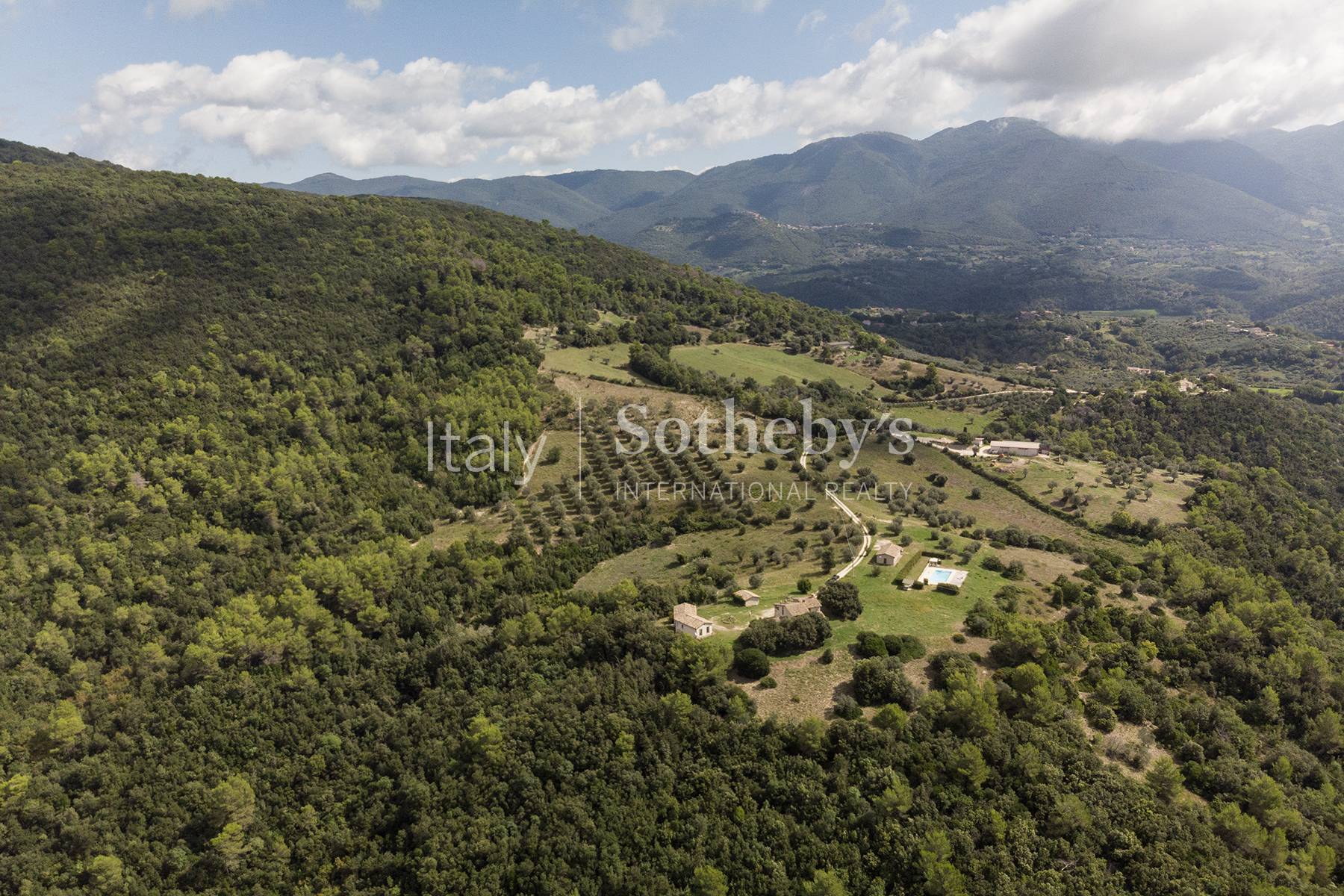  Late 19th-Century estate surrounded by green with unique views - 物件實景