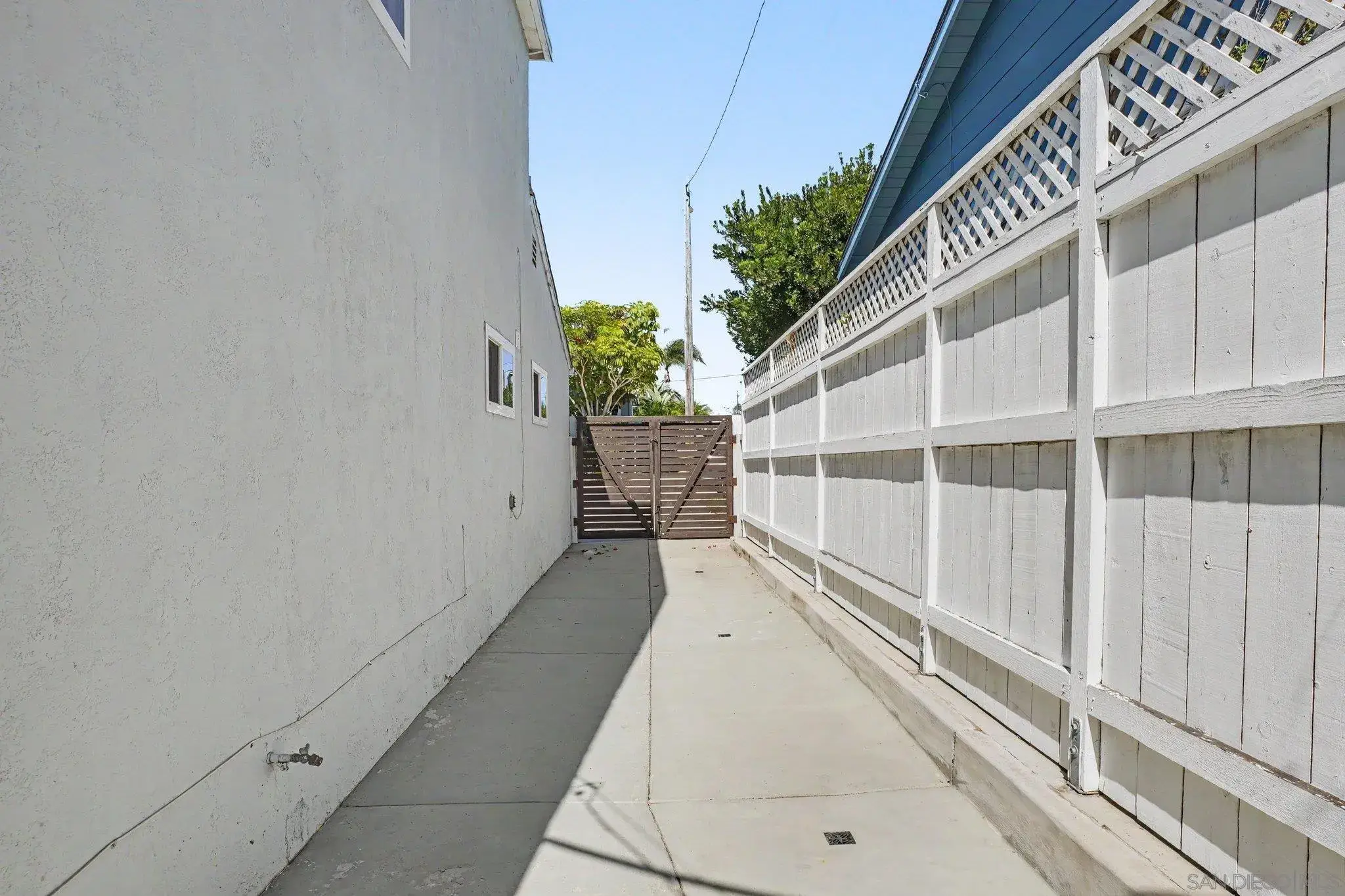 Udall St, San Diego, CA 92106 #1