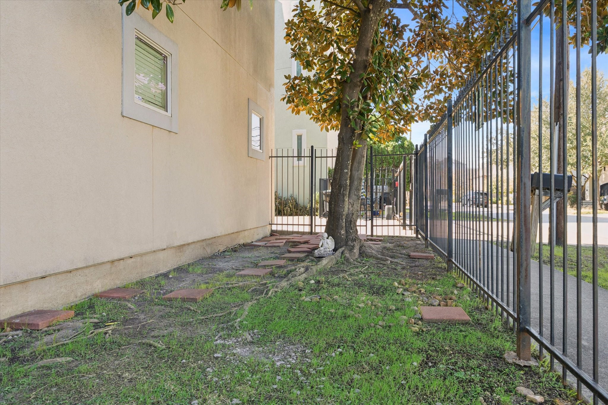  5507 Kansas Street - 物件實景