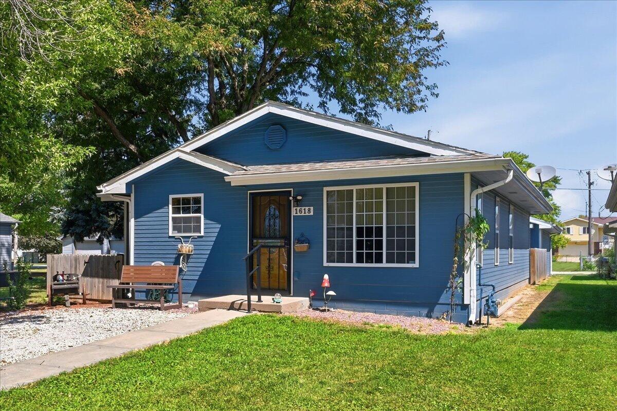 Avenue K , Council Bluffs, IA 51501 #1
