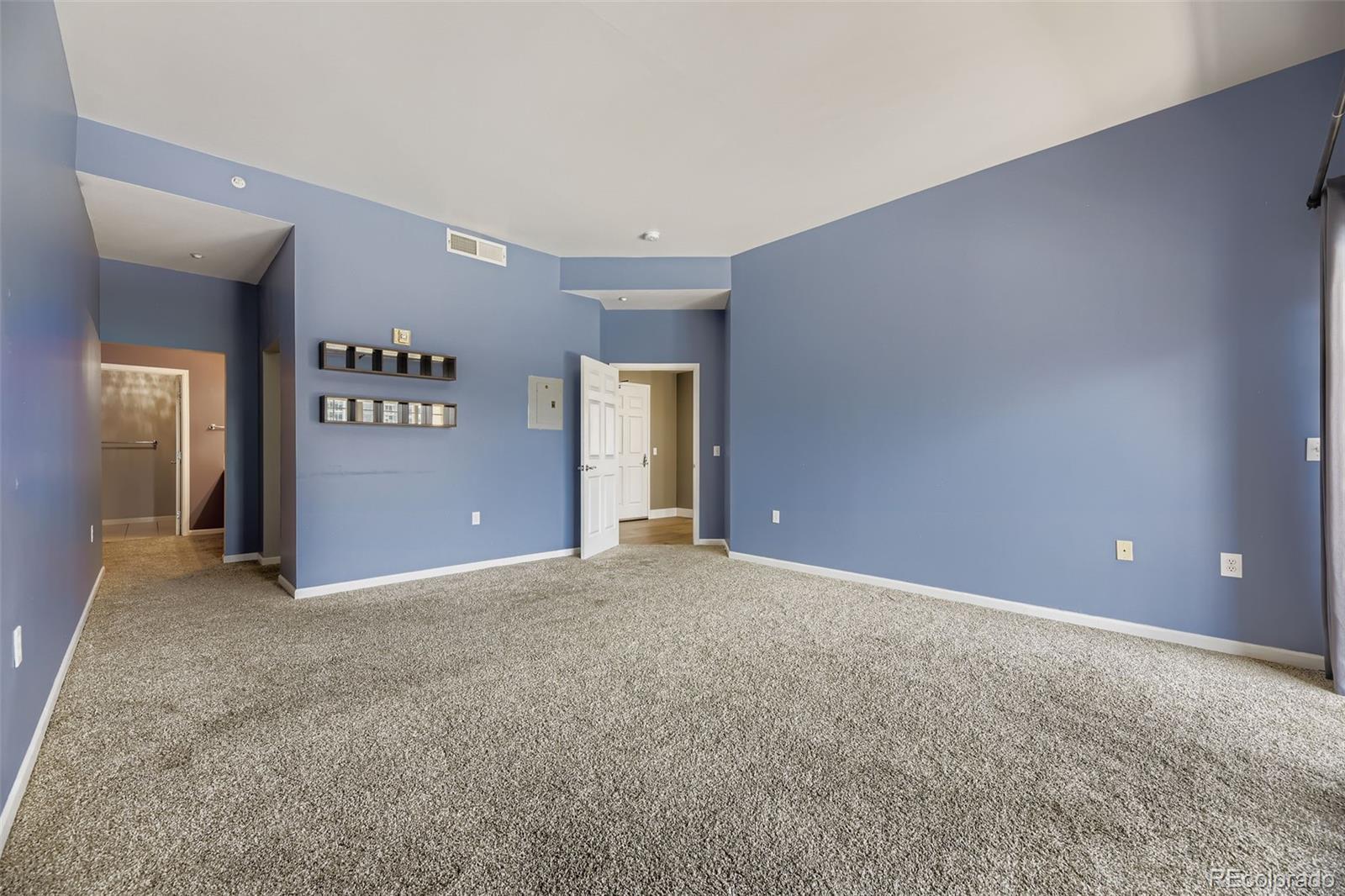 Denver, Colorado, 80204, United States, 2 Bedrooms Bedrooms, ,1 BathroomBathrooms,Residential,For Sale,1989232