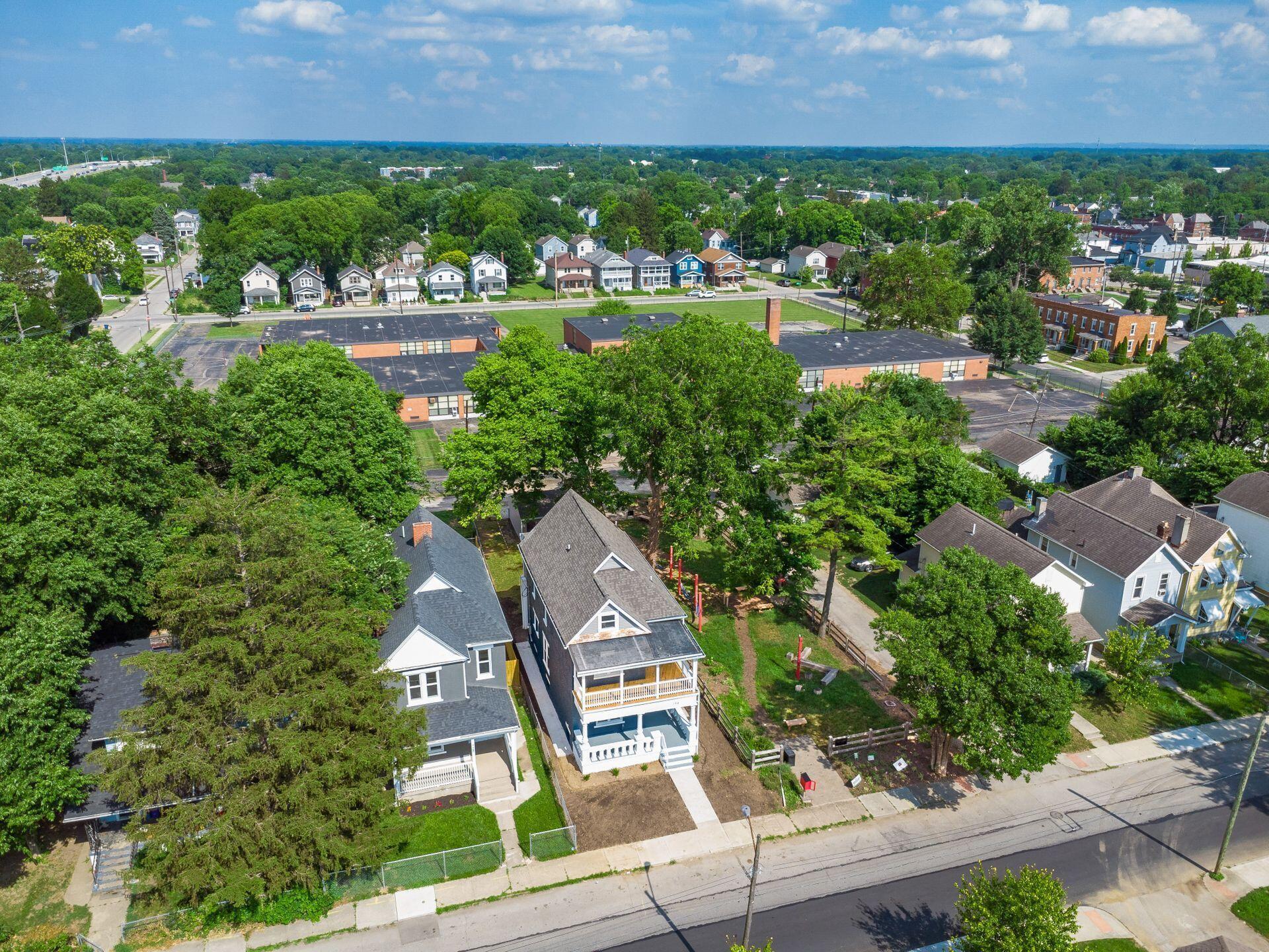 Columbus, Ohio, 43205, United States, 4 Bedrooms Bedrooms, ,4 BathroomsBathrooms,Residential,For Sale,1891040