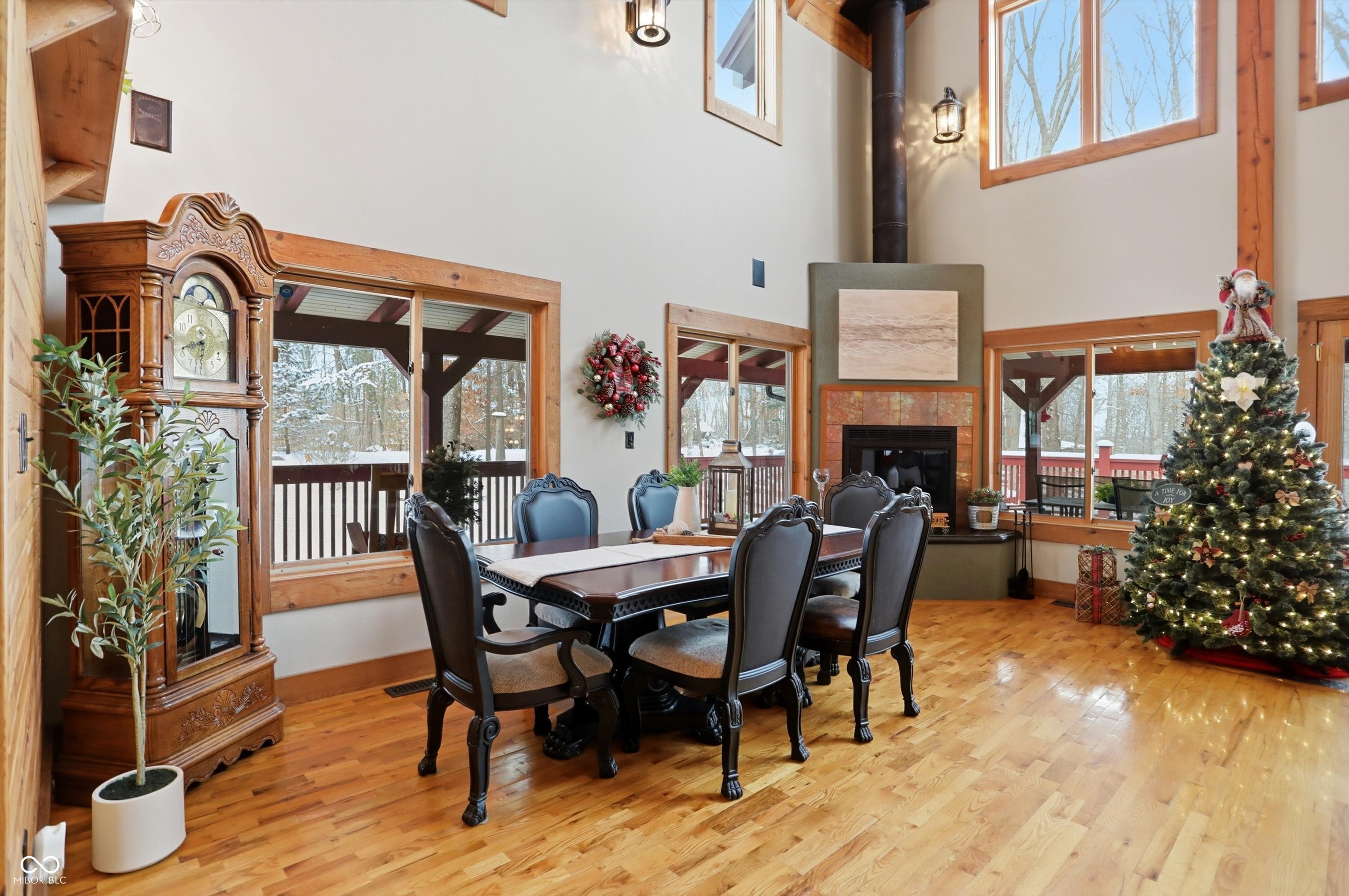 Unionville, Indiana, 47468, United States, 5 Bedrooms Bedrooms, ,5 BathroomsBathrooms,Residential,For Sale,1975333