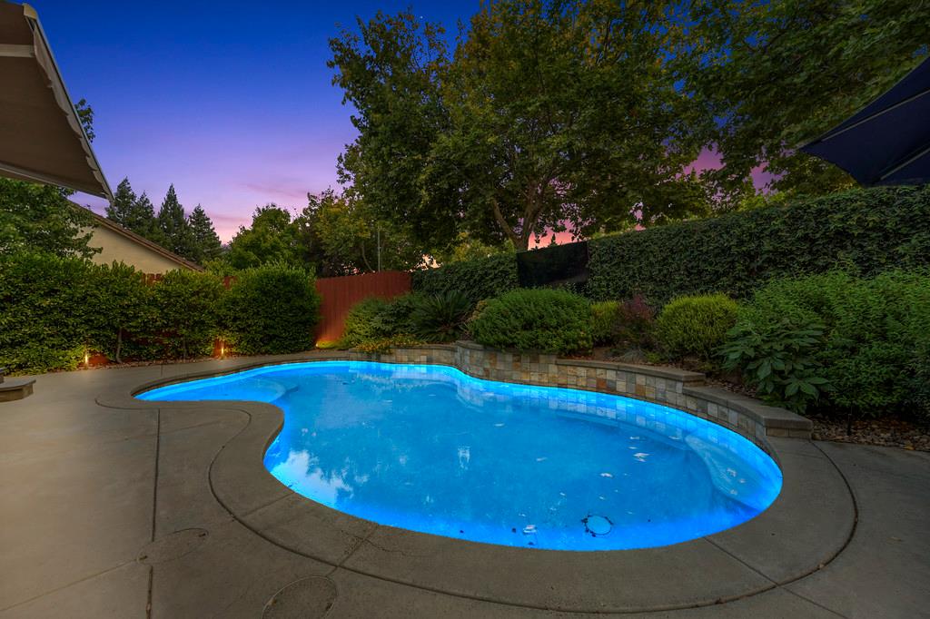 Roseville, California, 95747, United States, 6 Bedrooms Bedrooms, ,4 BathroomsBathrooms,Residential,For Sale,1940337