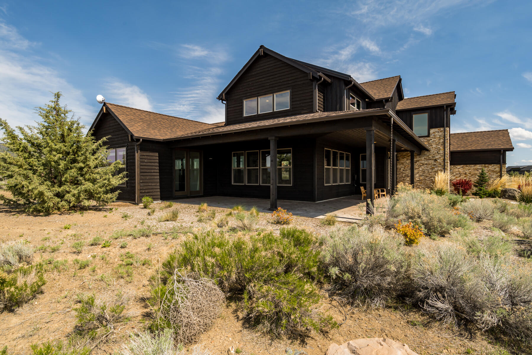 Powell Butte, Oregon, 97753, United States, 4 Bedrooms Bedrooms, ,3 BathroomsBathrooms,Residential,For Sale,1827363