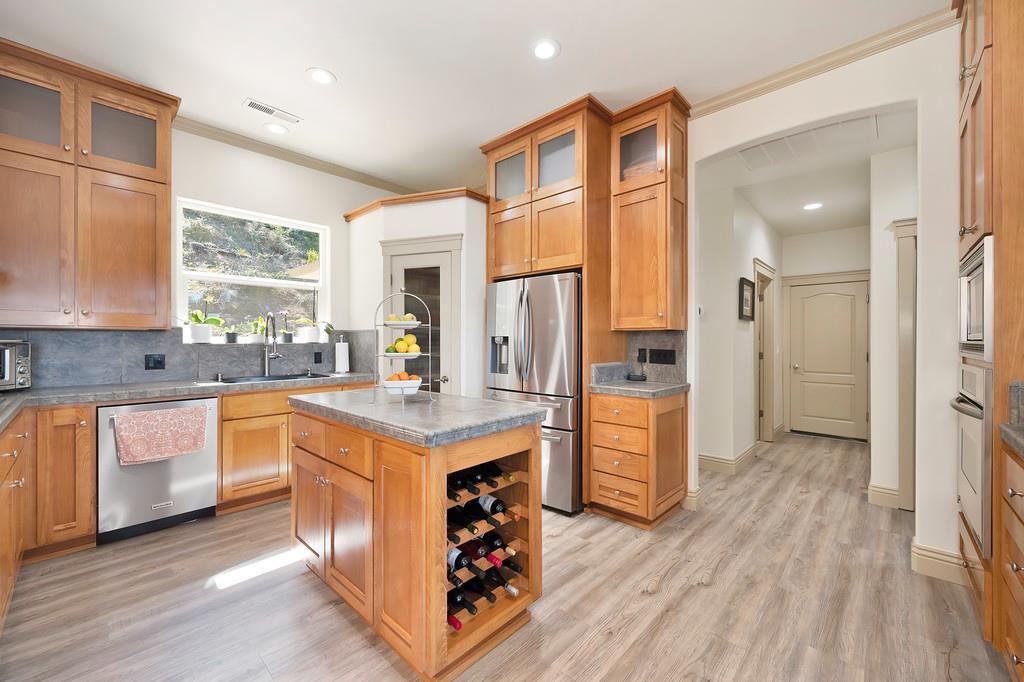 Placerville, California, 95667, United States, 4 Bedrooms Bedrooms, ,3 BathroomsBathrooms,Residential,For Sale,1872985