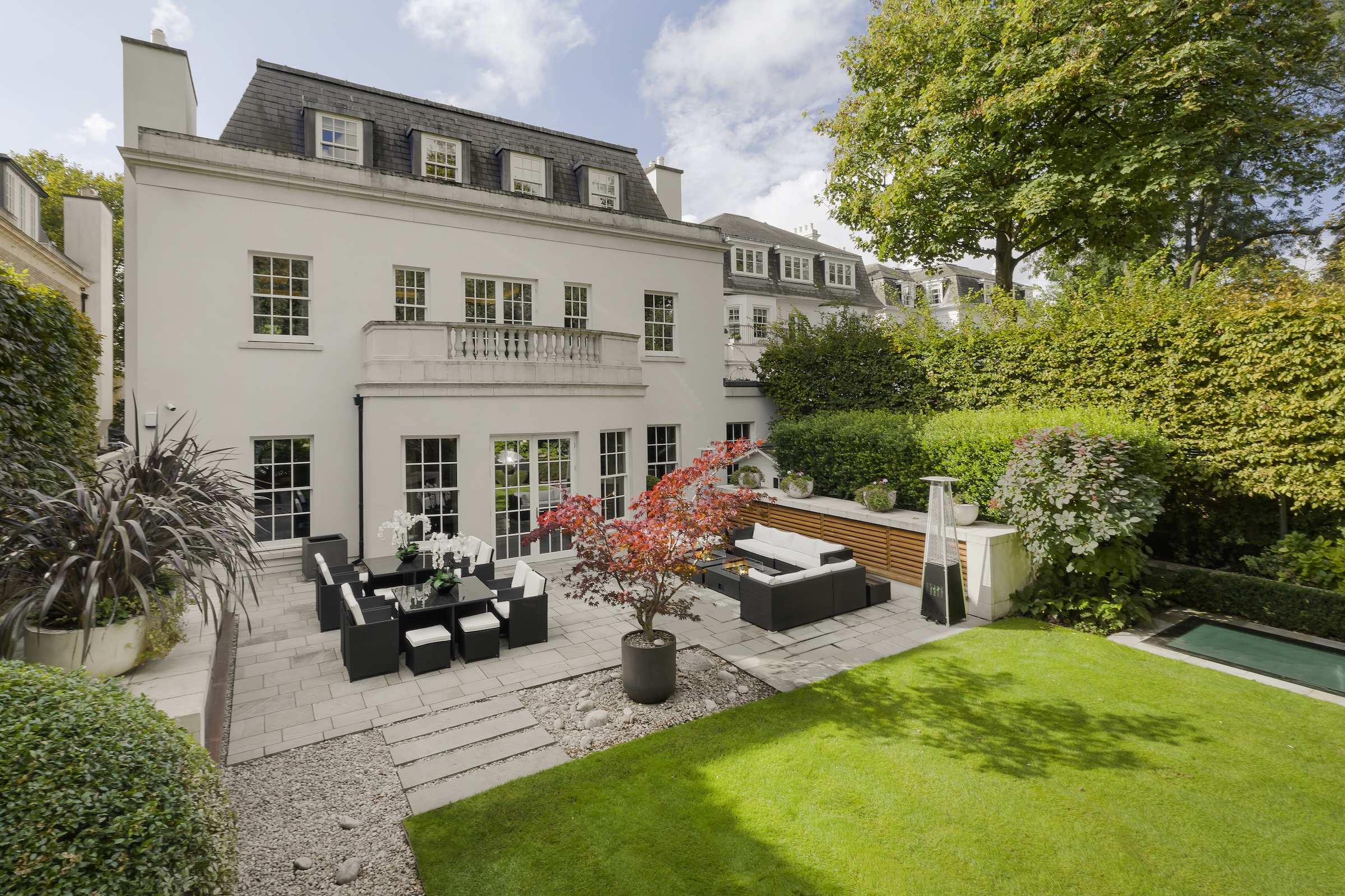 Striking family home in the heart of St John's Wood