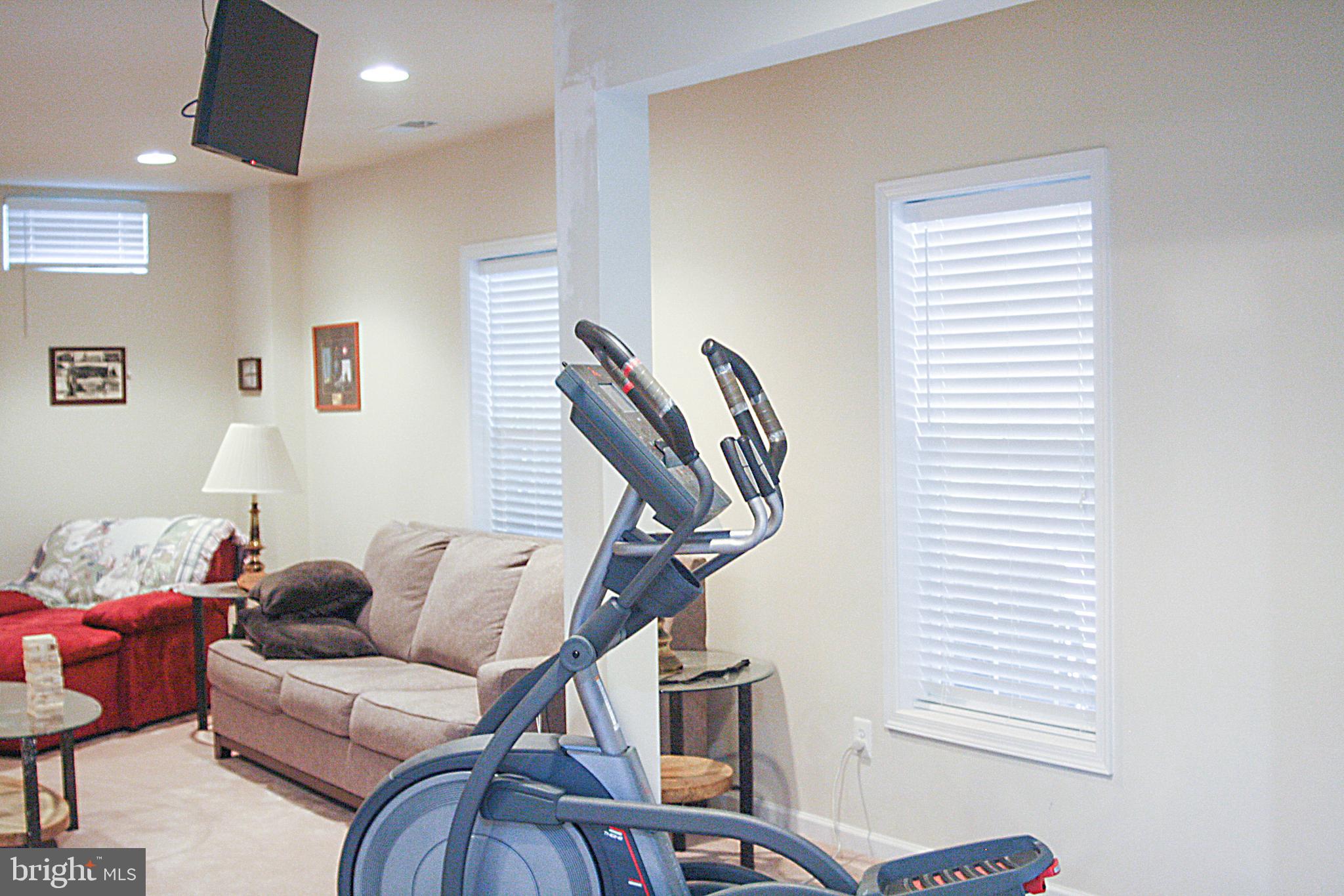 Winchester, Virginia, 22602, United States, 5 Bedrooms Bedrooms, ,5 BathroomsBathrooms,Residential,For Sale,1982956