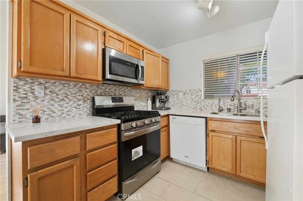 Chino Hills, California, 91709, United States, 2 Bedrooms Bedrooms, ,3 BathroomsBathrooms,Residential,For Sale,1976216