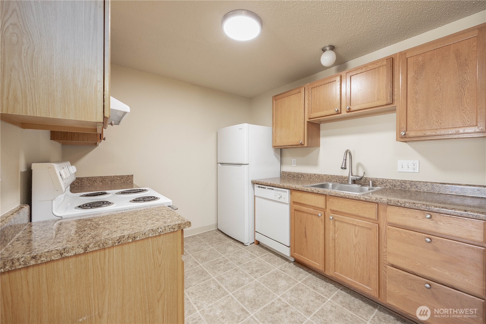 Centralia, Washington, 98531, United States, ,Residential,For Sale,1992957