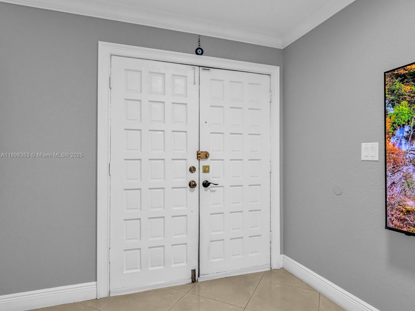 Miami, Florida, 33175, United States, 4 Bedrooms Bedrooms, ,2 BathroomsBathrooms,Residential,For Sale,1979447