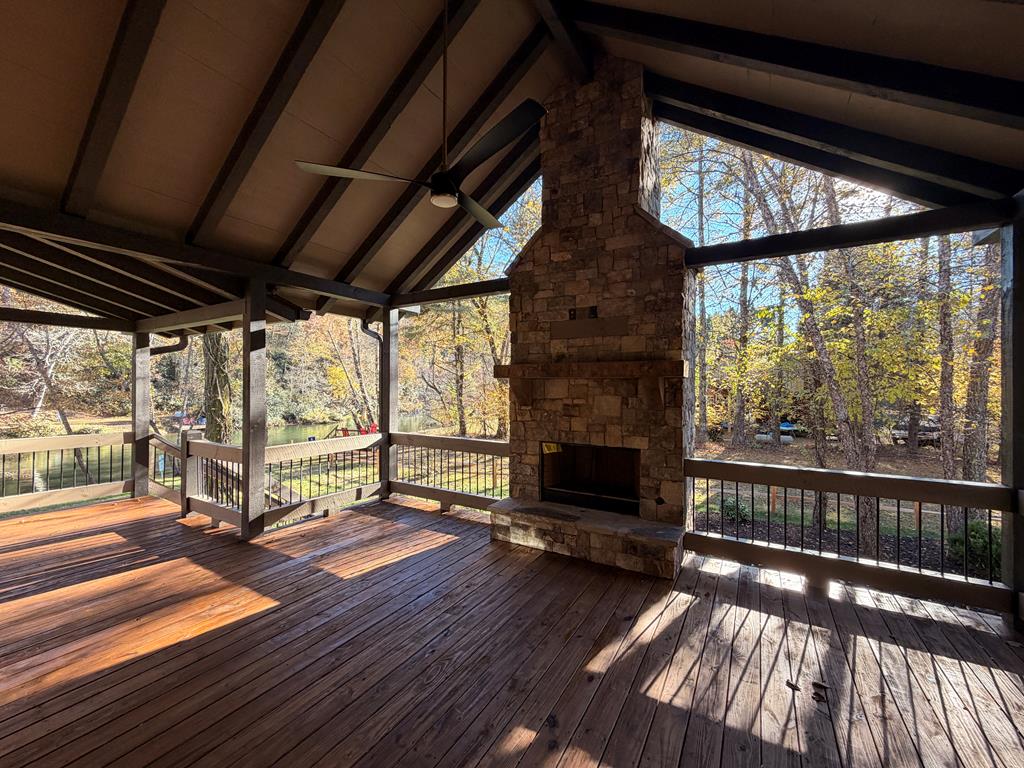 Mineral Bluff, Georgia, 30559, United States, 4 Bedrooms Bedrooms, ,5 BathroomsBathrooms,Residential,For Sale,1986837