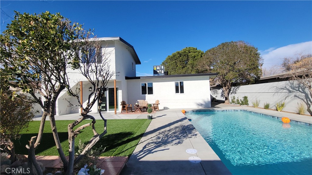 Palmdale, California, 93550, United States, 4 Bedrooms Bedrooms, ,2 BathroomsBathrooms,Residential,For Sale,2011344