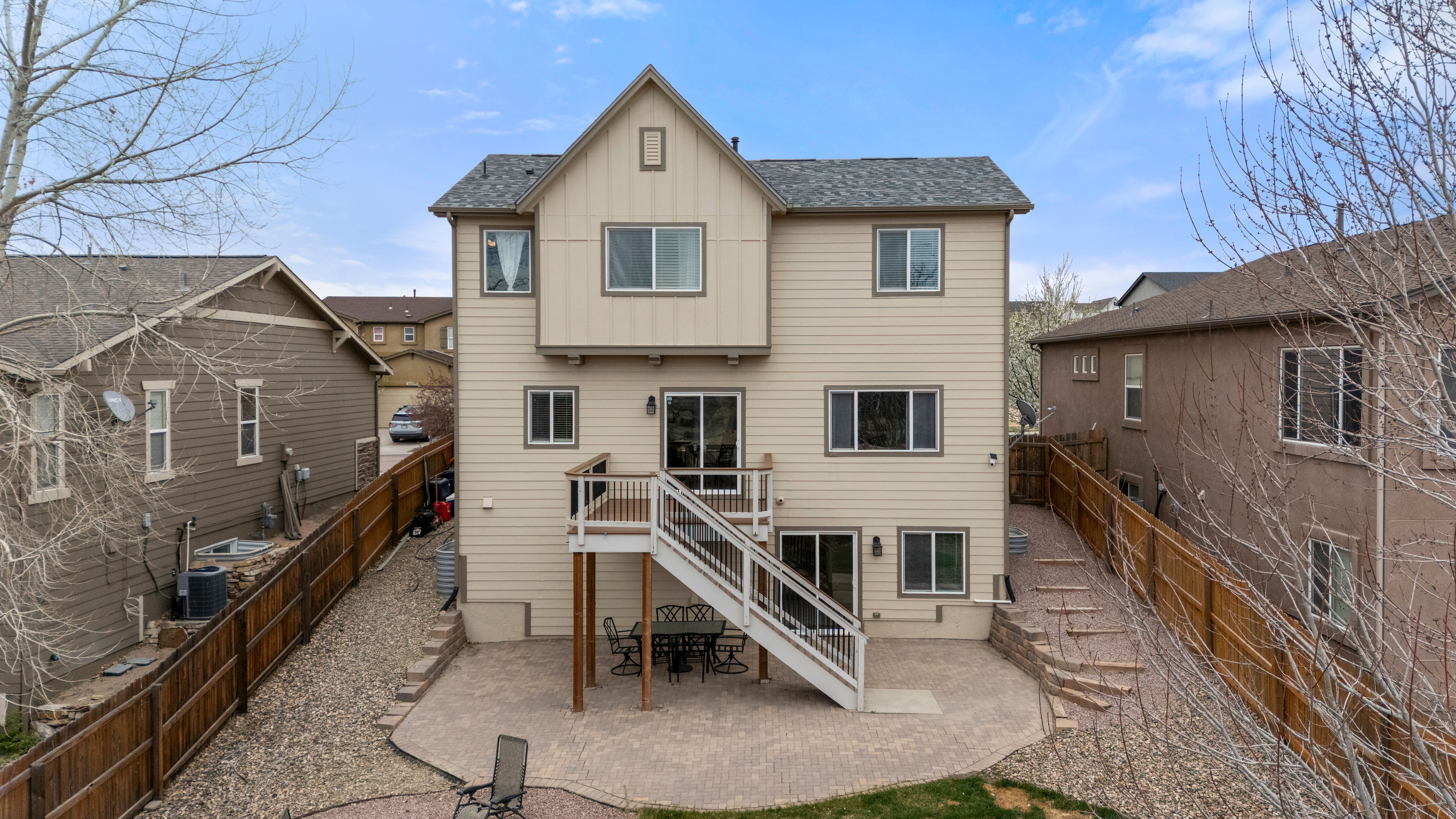  Move-In Ready Home with Stunning Mountain Views & Spacious Open Living - 物件實景