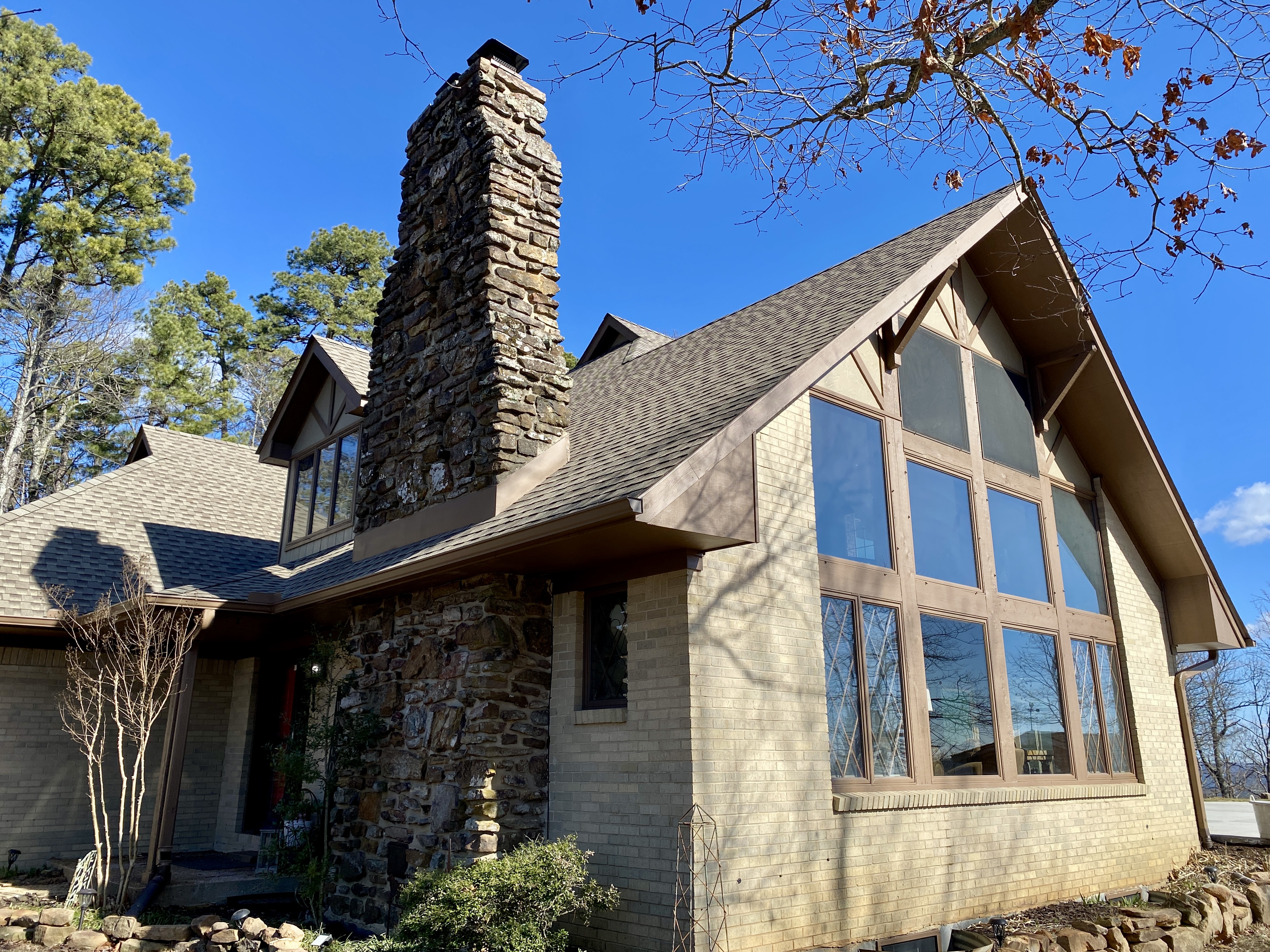 Ozone, Arkansas, 72854, United States, 5 Bedrooms Bedrooms, ,4 BathroomsBathrooms,Residential,For Sale,1943297