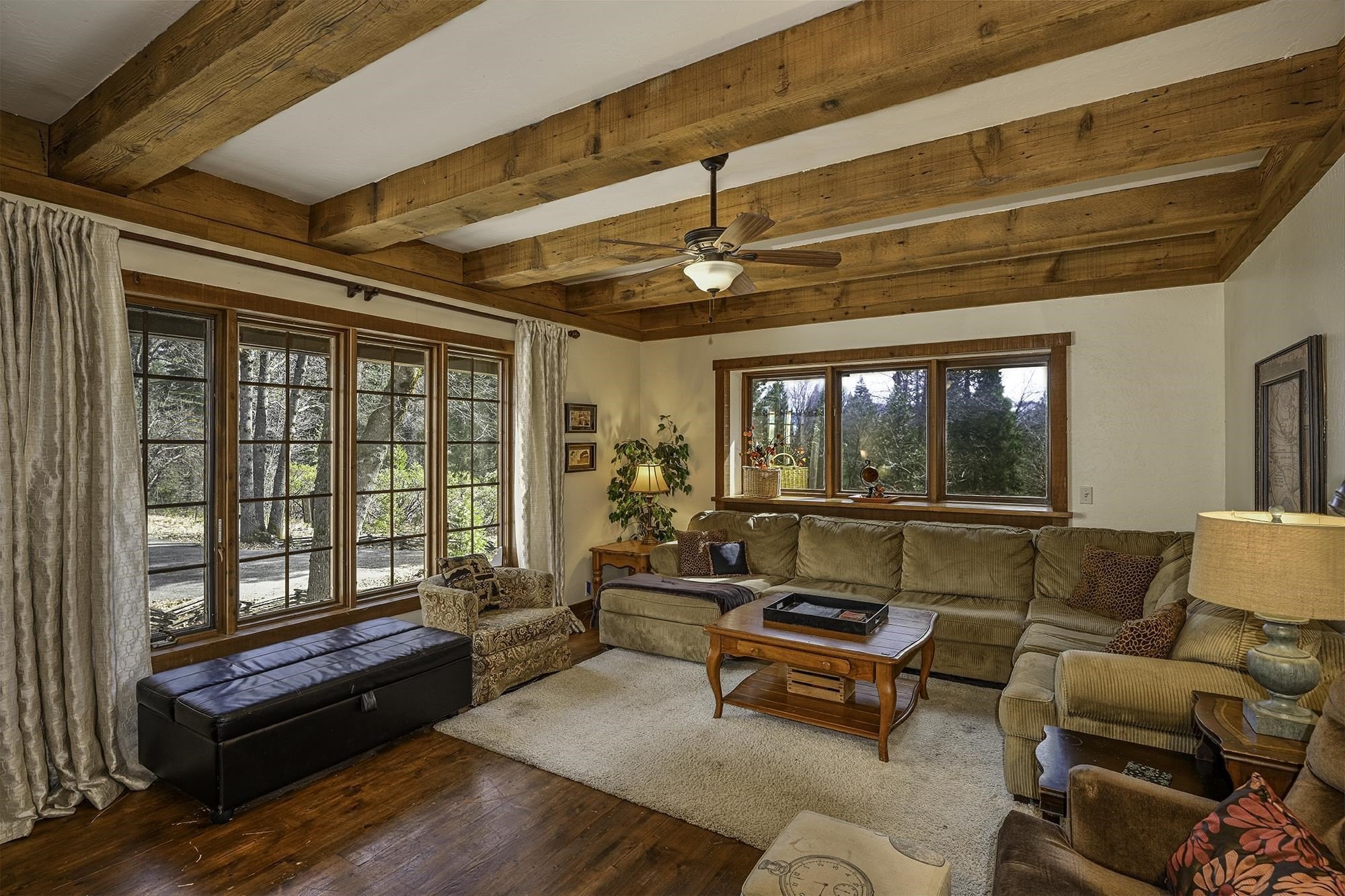 Mt Shasta, California, 96067, United States, 4 Bedrooms Bedrooms, ,3 BathroomsBathrooms,Residential,For Sale,1982137