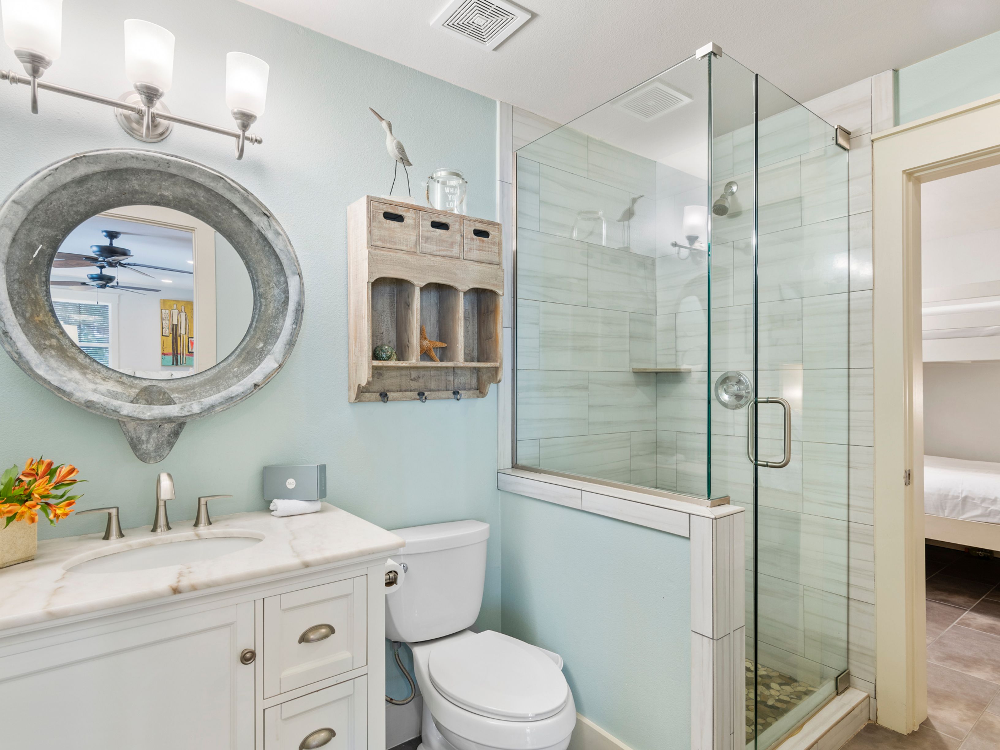  Lakefront Beach Retreat With Pool, Dock And Elevator - 物件實景