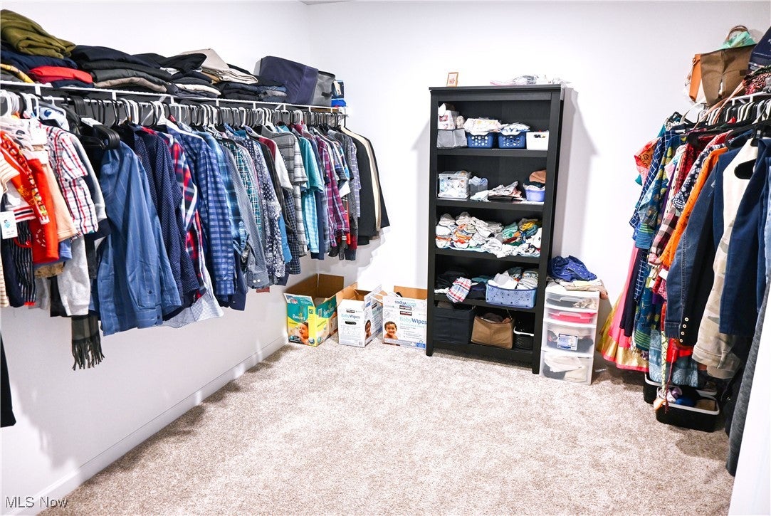 Columbia Station, Ohio, 44028, United States, 4 Bedrooms Bedrooms, ,3 BathroomsBathrooms,Residential,For Sale,1994241