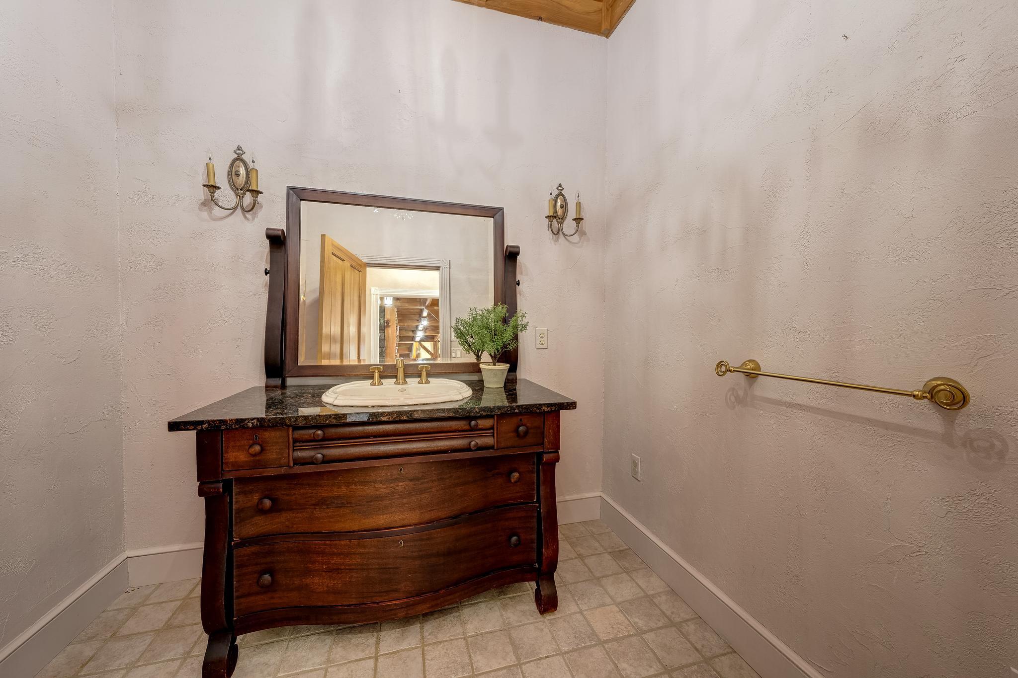  11597 Leeds Chapel Lane, Markham, VA, 22643 - 物件實景