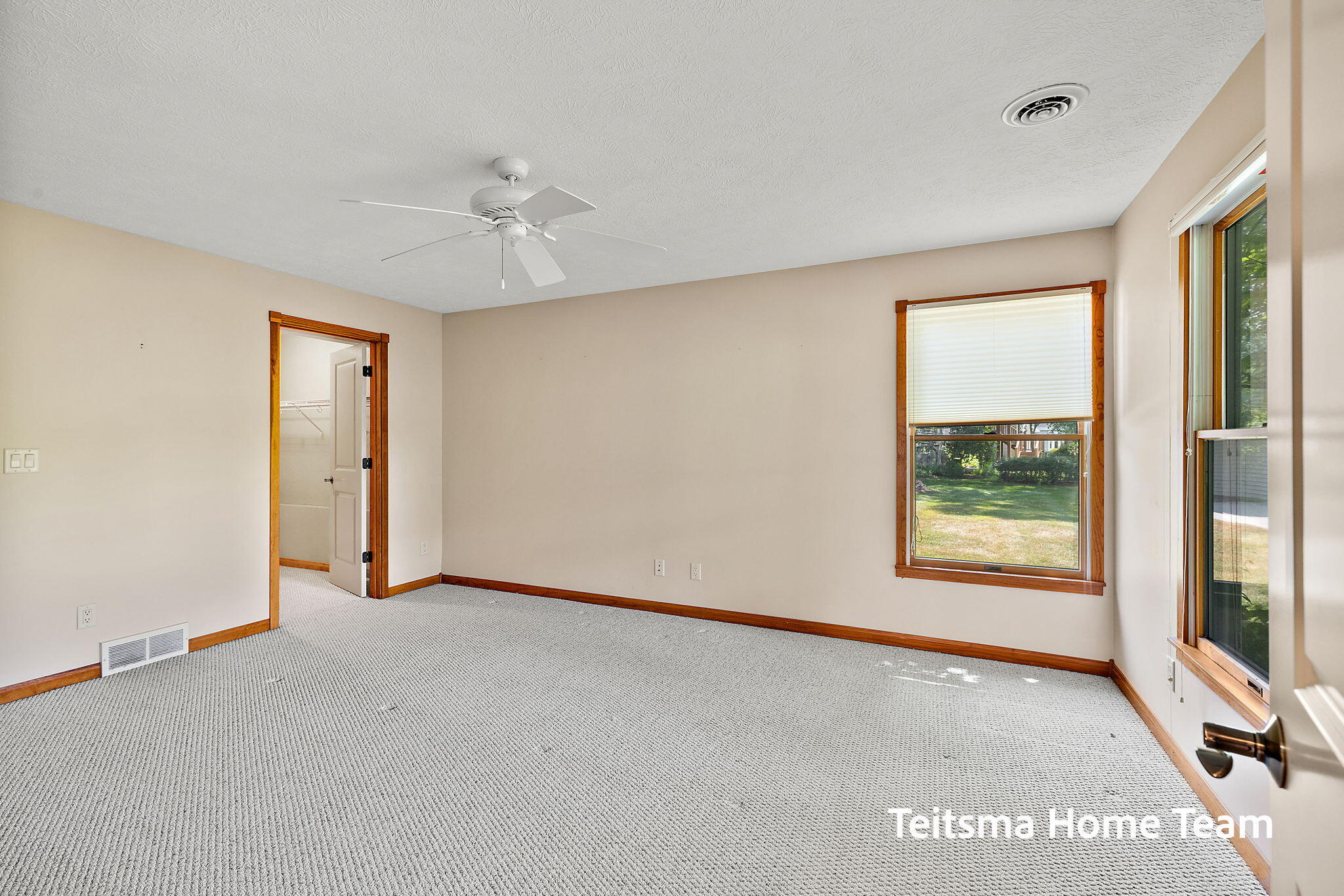 Spring Lake, Michigan, 49456, United States, 2 Bedrooms Bedrooms, ,3 BathroomsBathrooms,Residential,For Sale,1901119