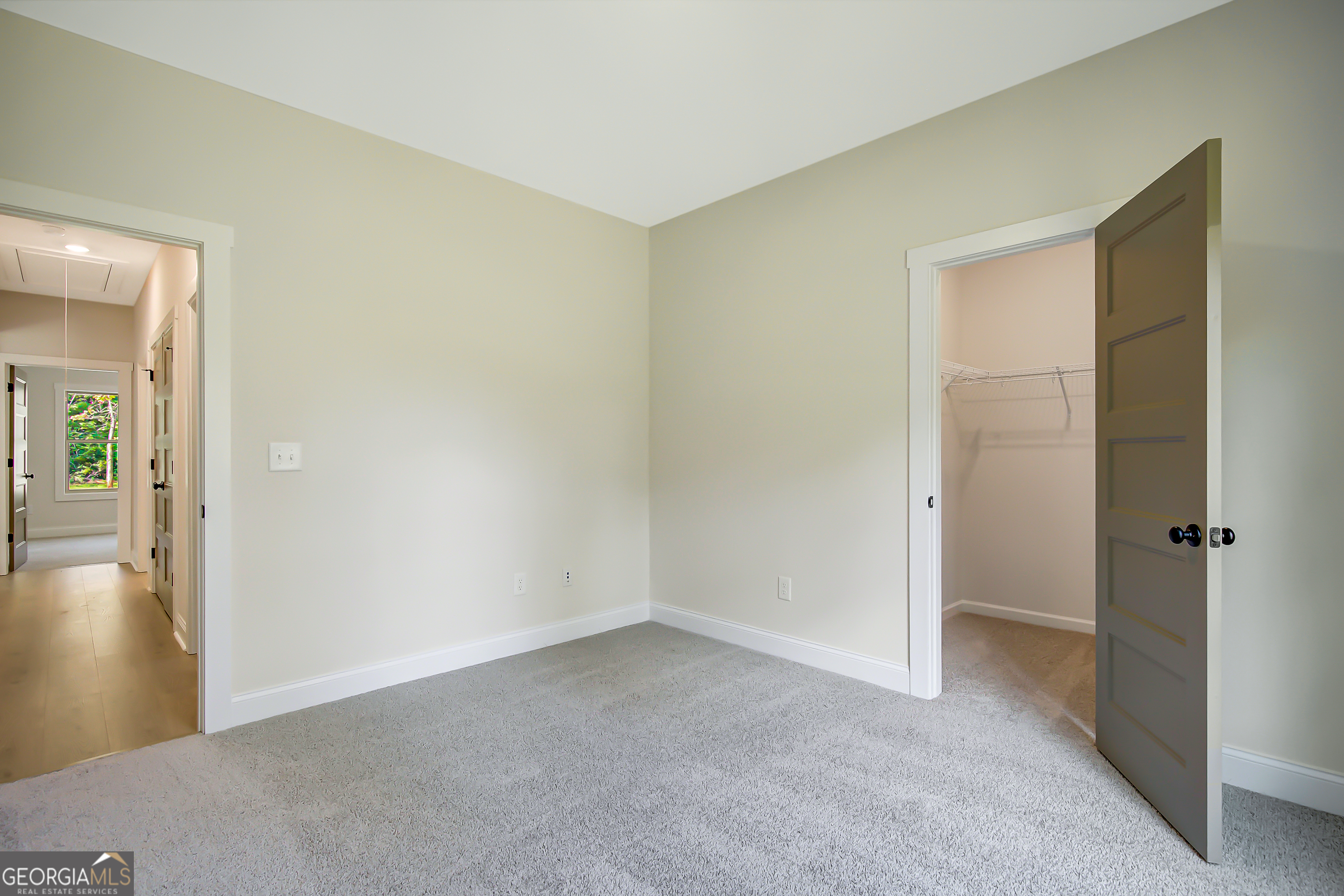 Senoia, Georgia, 30276, United States, 5 Bedrooms Bedrooms, ,4 BathroomsBathrooms,Residential,For Sale,1901806