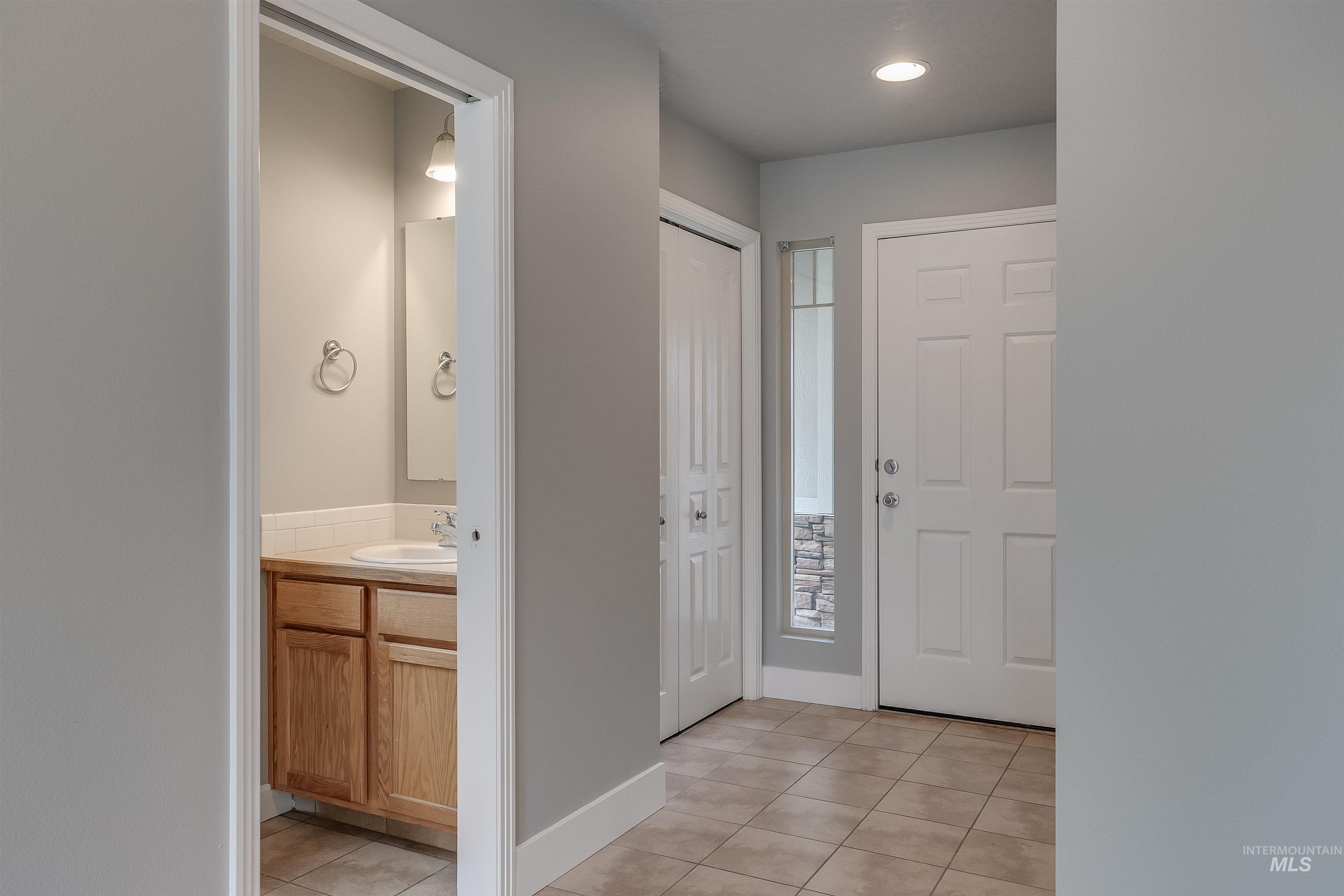 9635/9637 Landmark St, Boise, Idaho, 83704, United States, 6 Bedrooms Bedrooms, ,6 BathroomsBathrooms,Residential,For Sale,9635/9637 Landmark St,1432843