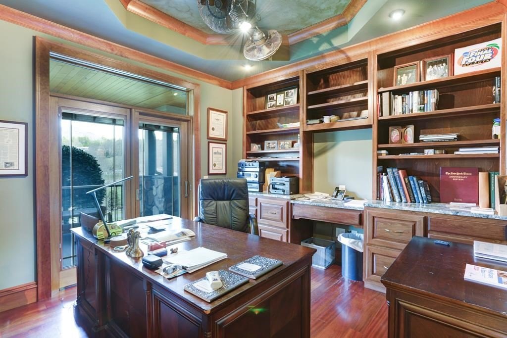 Hayesville, North Carolina, 28904, United States, 4 Bedrooms Bedrooms, ,4 BathroomsBathrooms,Residential,For Sale,1879650