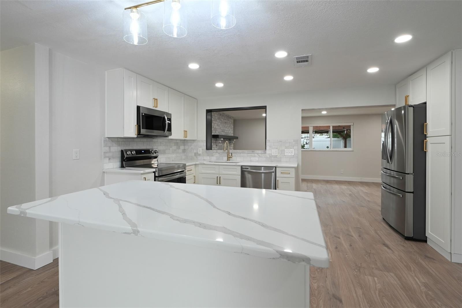 SEMINOLE, Florida, 33778, United States, 4 Bedrooms Bedrooms, ,2 BathroomsBathrooms,Residential,For Sale,2005196