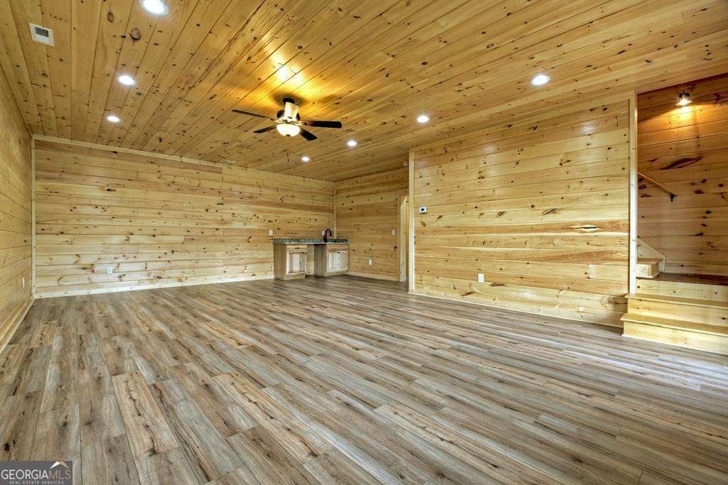 Mineral Bluff, Georgia, 30559, United States, 3 Bedrooms Bedrooms, ,3 BathroomsBathrooms,Residential,For Sale,2006600