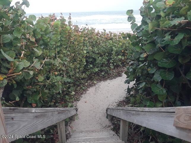 Indialantic, Florida, 32903, United States, 2 Bedrooms Bedrooms, ,2 BathroomsBathrooms,Residential,For Sale,1980087