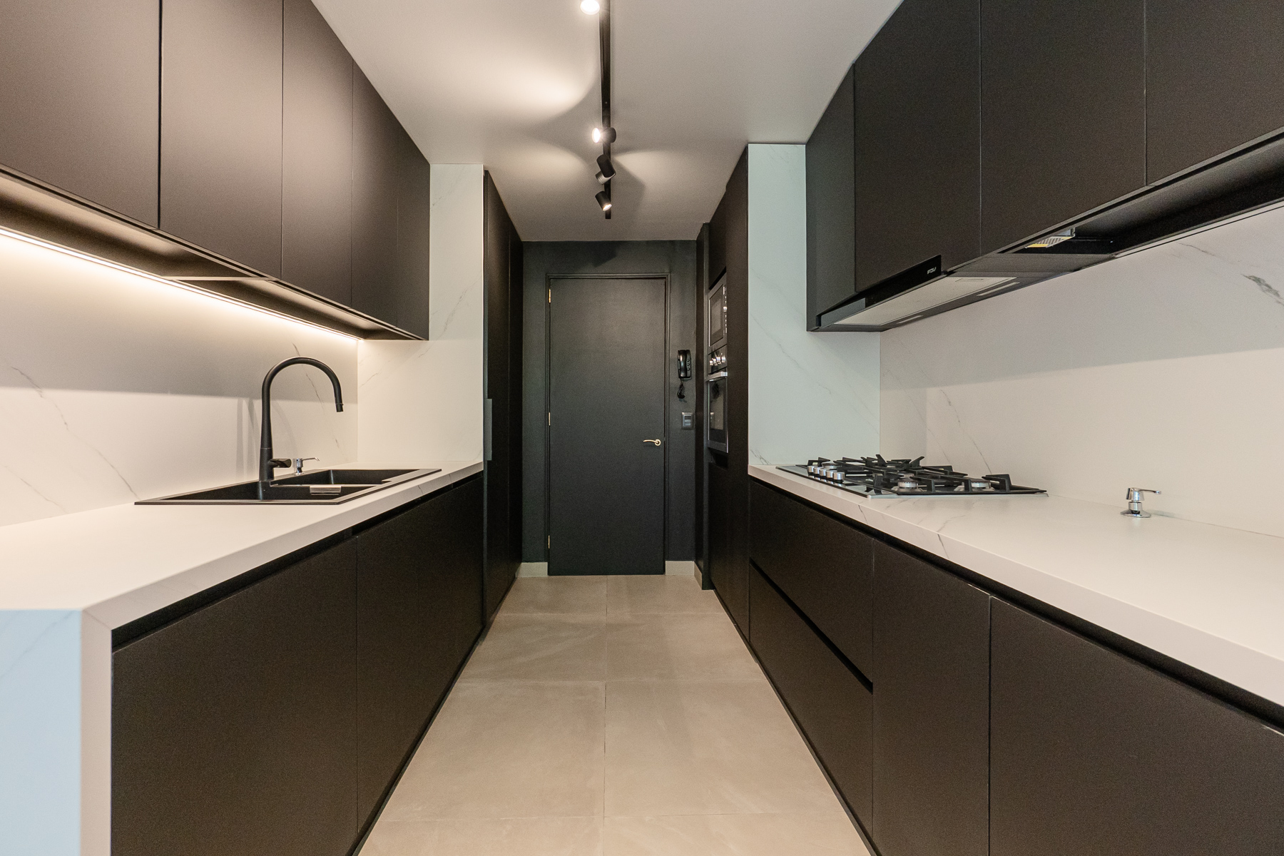  3-bedroom, 3-bathroom apartment in a prime location - 物件實景