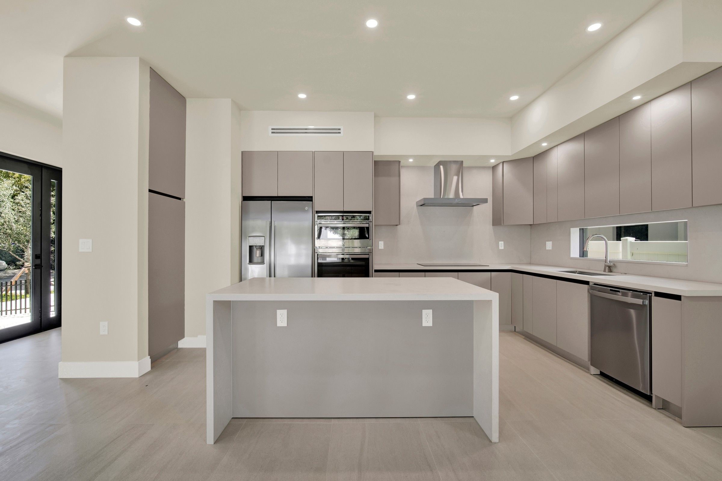  3437 SW 29th St, Miami, FL, 33133 - 物件實景