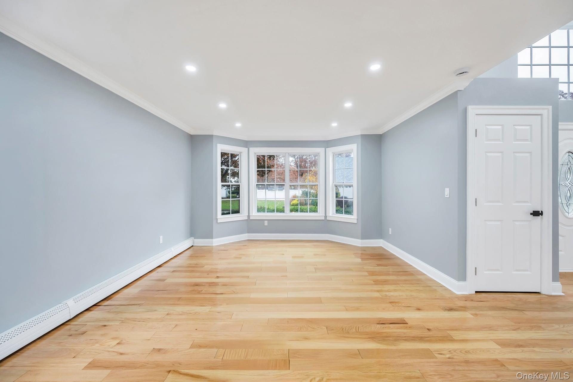 Selden, New York, 11784, United States, 4 Bedrooms Bedrooms, ,3 BathroomsBathrooms,Residential,For Sale,1990980