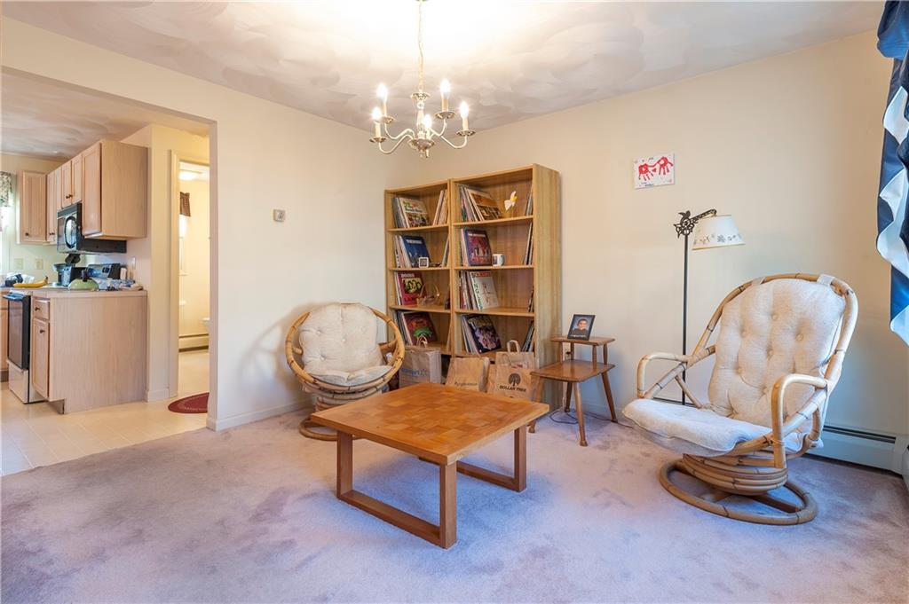 East Greenwich, Rhode Island, 02818, United States, 3 Bedrooms Bedrooms, ,2 BathroomsBathrooms,Residential,For Sale,2010043