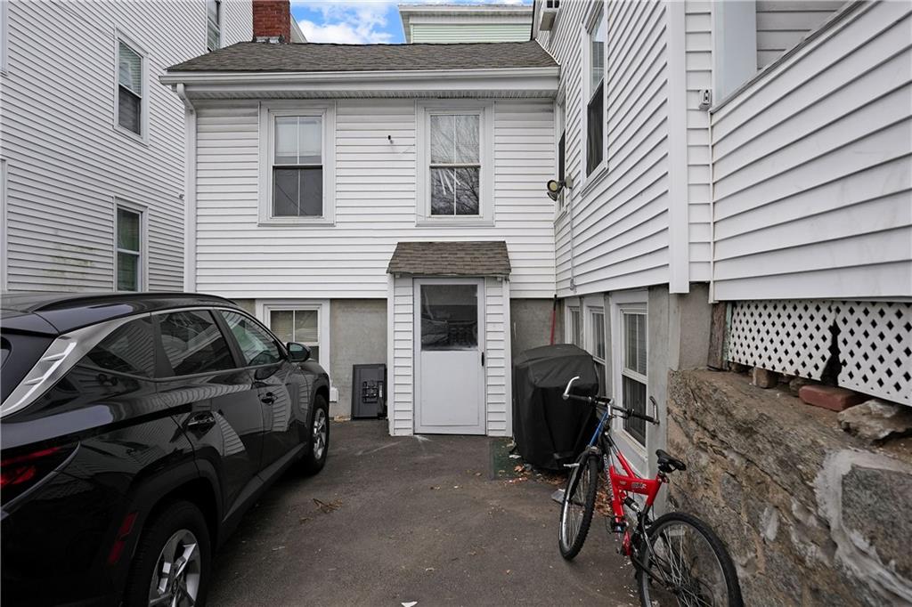 Woonsocket, Rhode Island, 02895, United States, 7 Bedrooms Bedrooms, ,3 BathroomsBathrooms,Residential,For Sale,1935382
