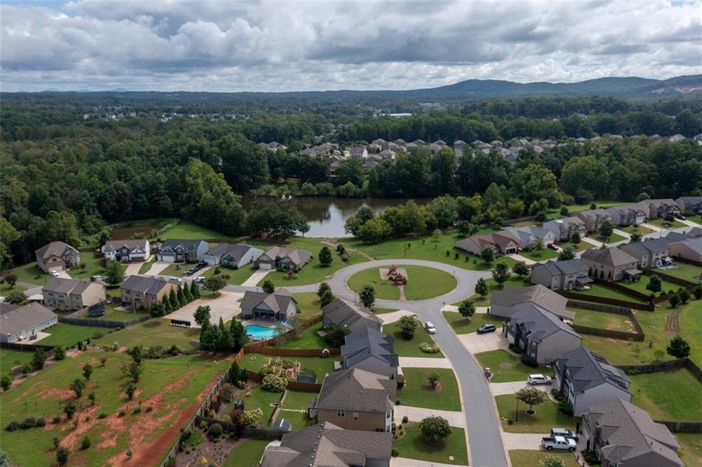 Cumming, Georgia, 30028, United States, 5 Bedrooms Bedrooms, ,3 BathroomsBathrooms,Residential,For Sale,1916746
