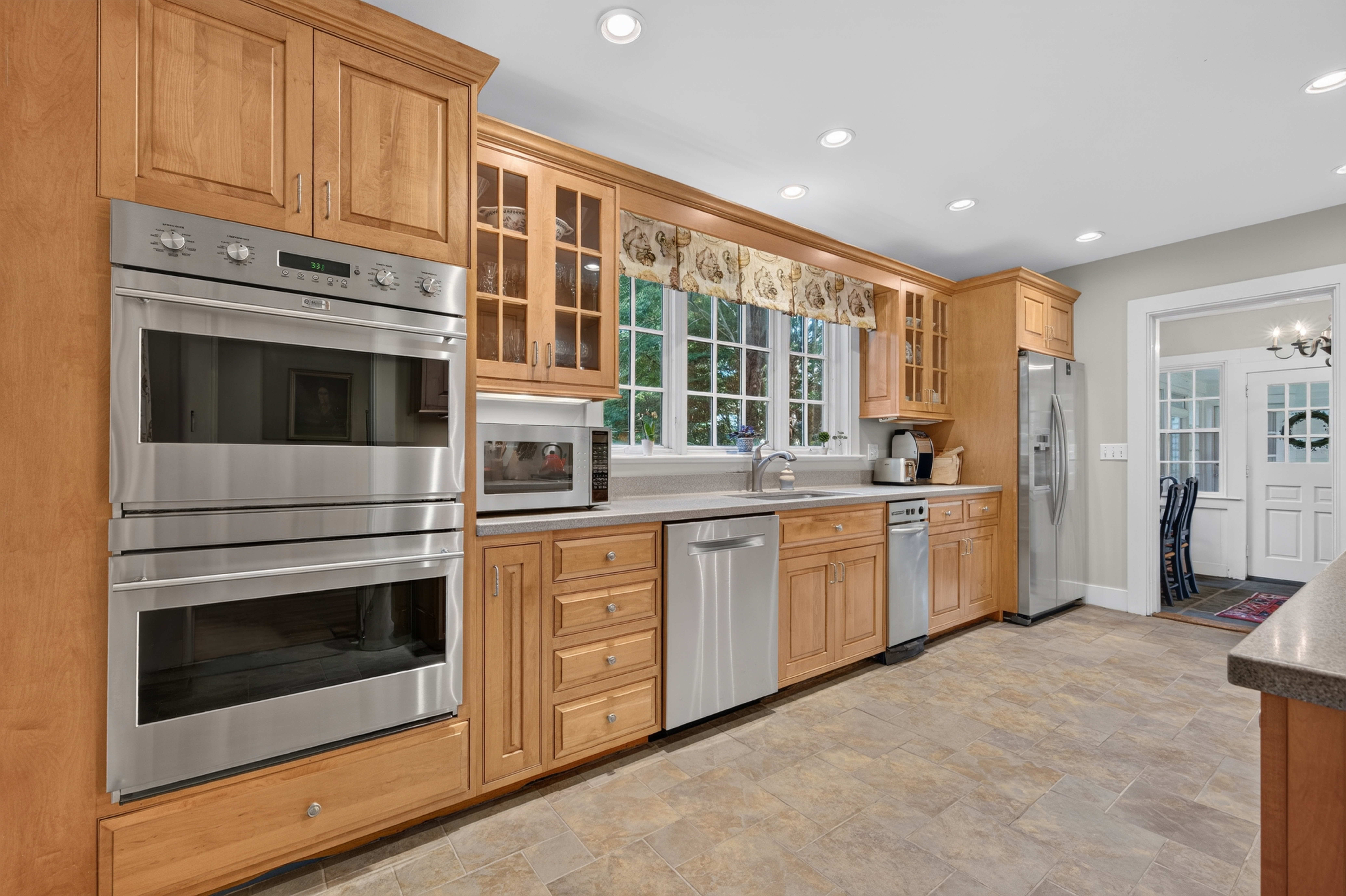  elegant and update historic colonial on 1.4 acres - 物件實景