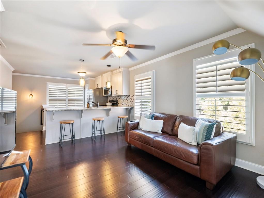 Braselton, Georgia, 30517, United States, 6 Bedrooms Bedrooms, ,7 BathroomsBathrooms,Residential,For Sale,1795599