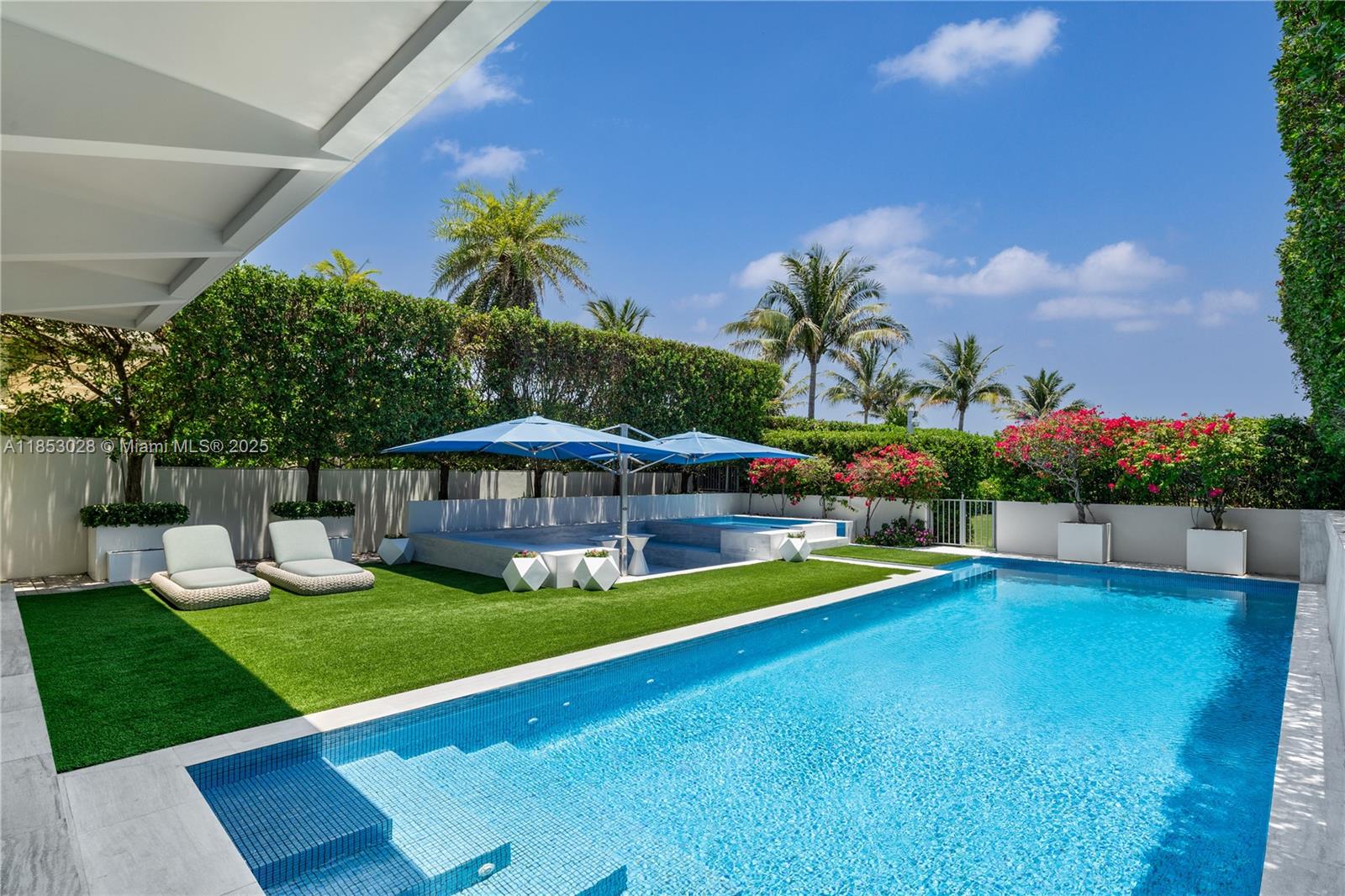 Miami Beach, Florida, 33141, United States, 5 Bedrooms Bedrooms, ,7 BathroomsBathrooms,Residential,For Sale,1934428