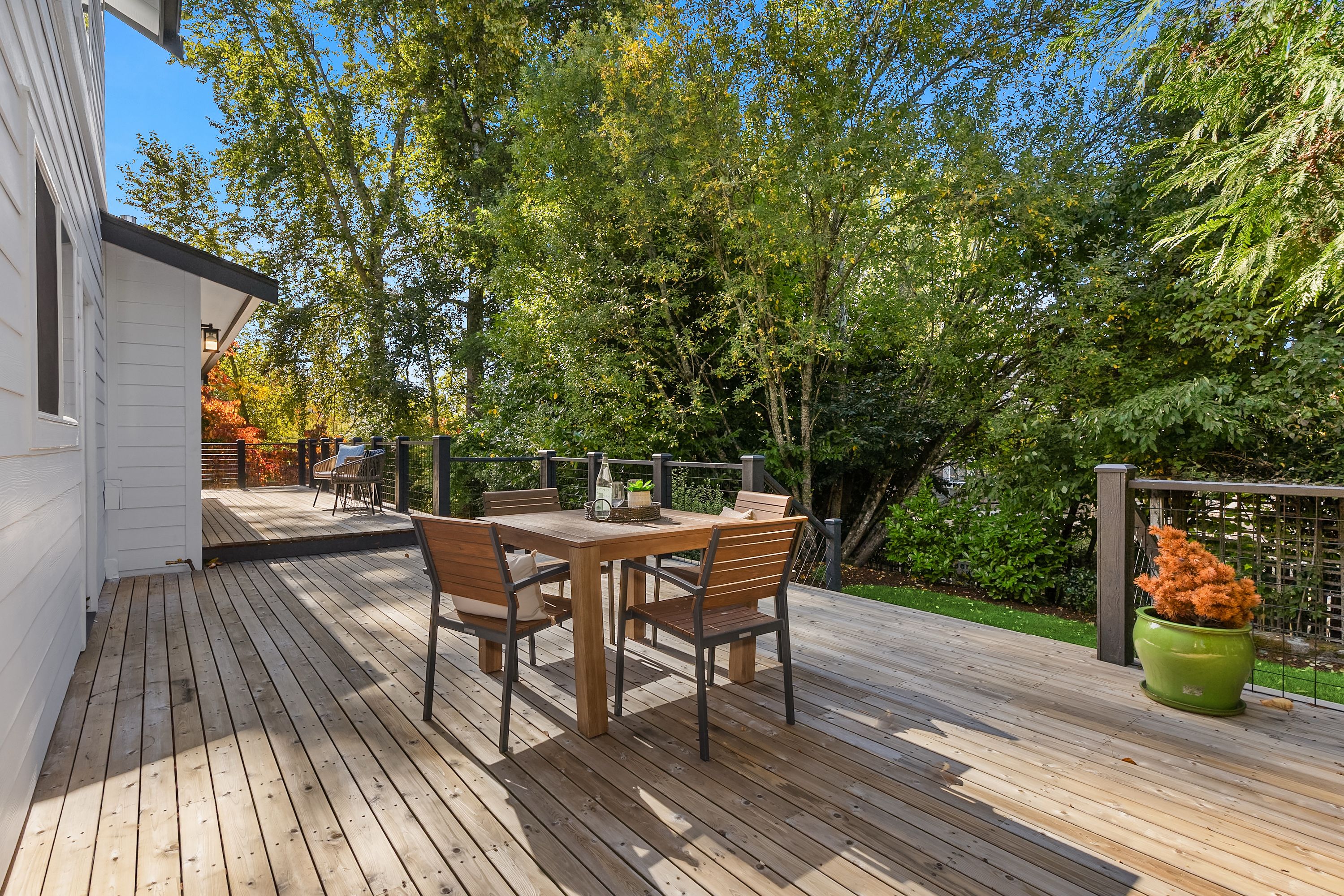  689 Pierce Court Northwest, Bainbridge Island, WA 98110 - 物件實景