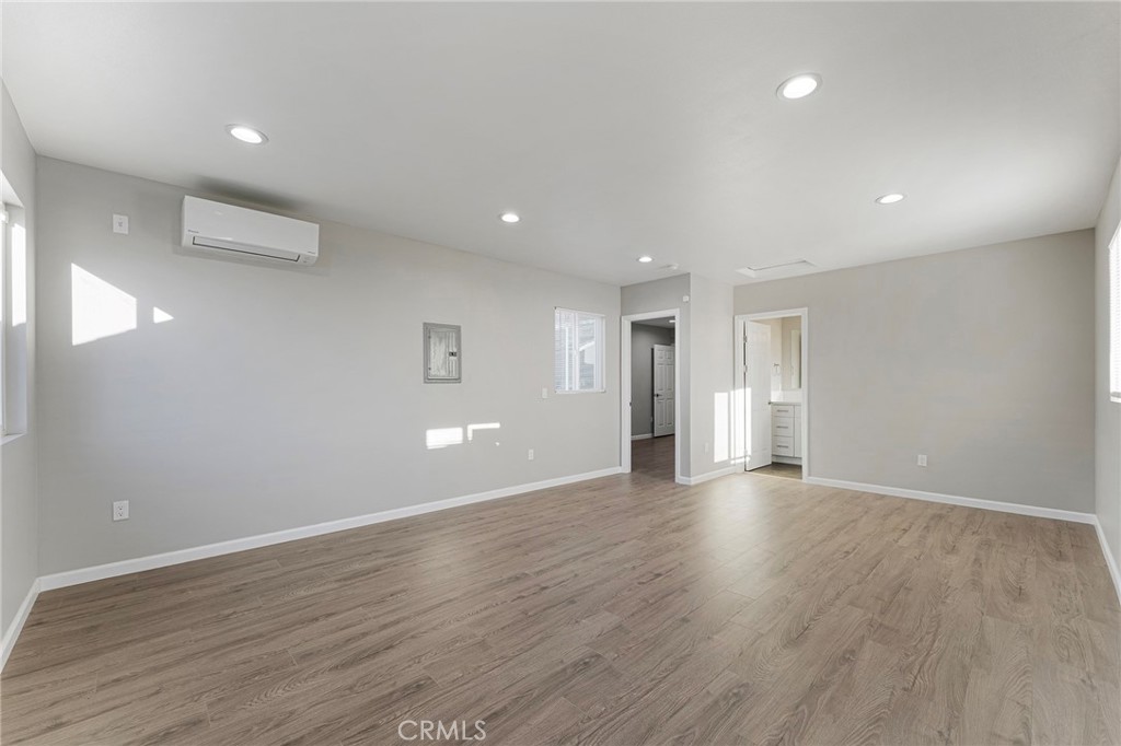 Montebello, California, 90640, United States, 7 Bedrooms Bedrooms, ,Residential,For Sale,1998725