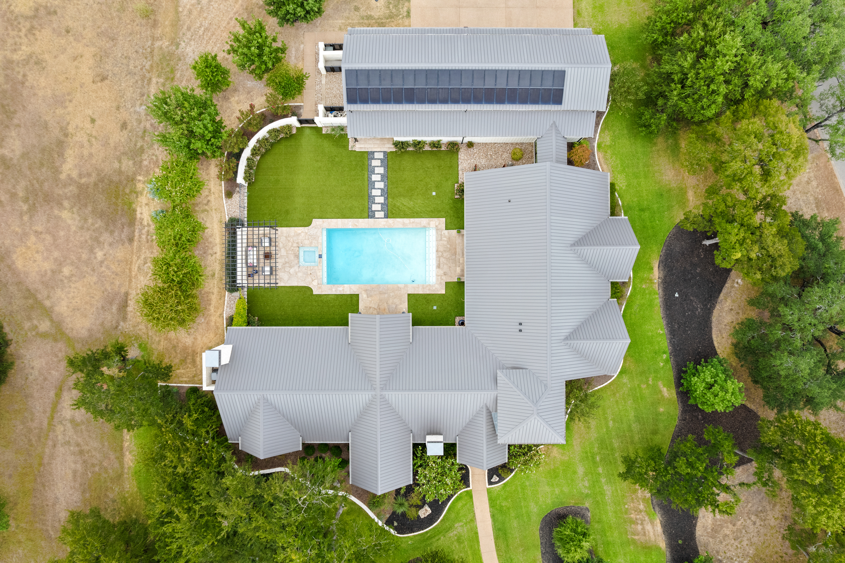  Rare Expression of Refined Hill Country Living - 物件實景